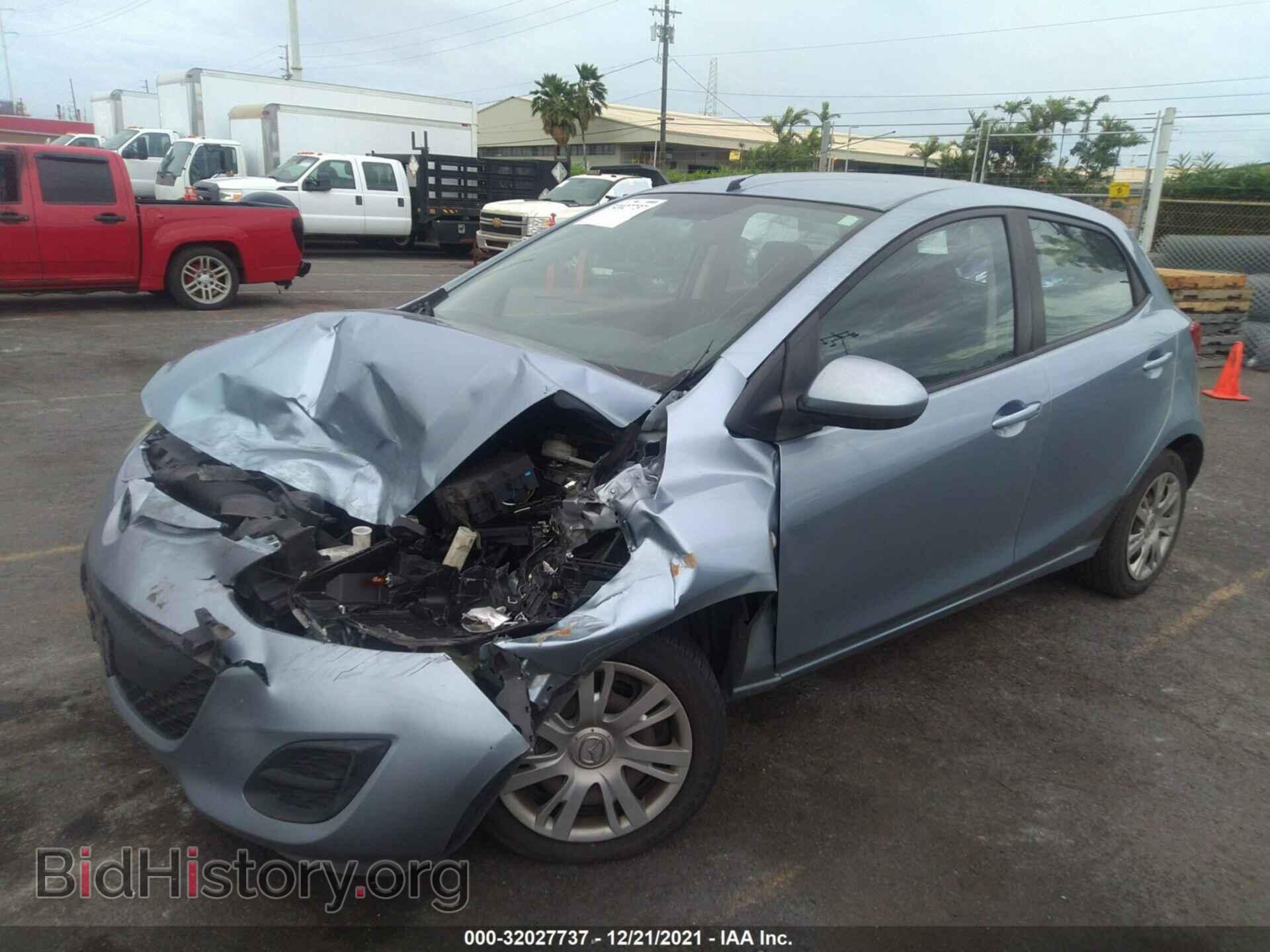 2013 MAZDA MAZDA2 - VIN: JM1DE1KZ5D0170347 - Фото 2