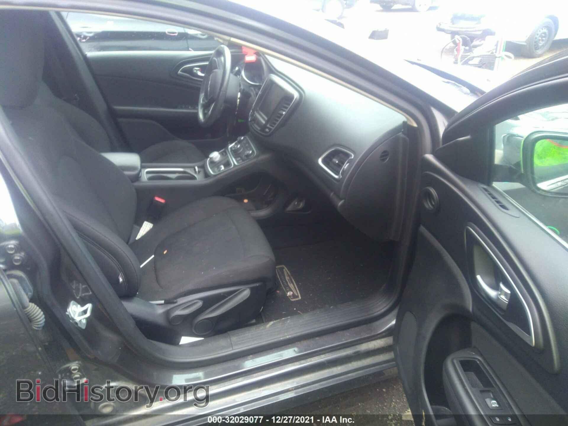 2016 CHRYSLER 200 - VIN: 1C3CCCAB1GN156815 - Фото 5