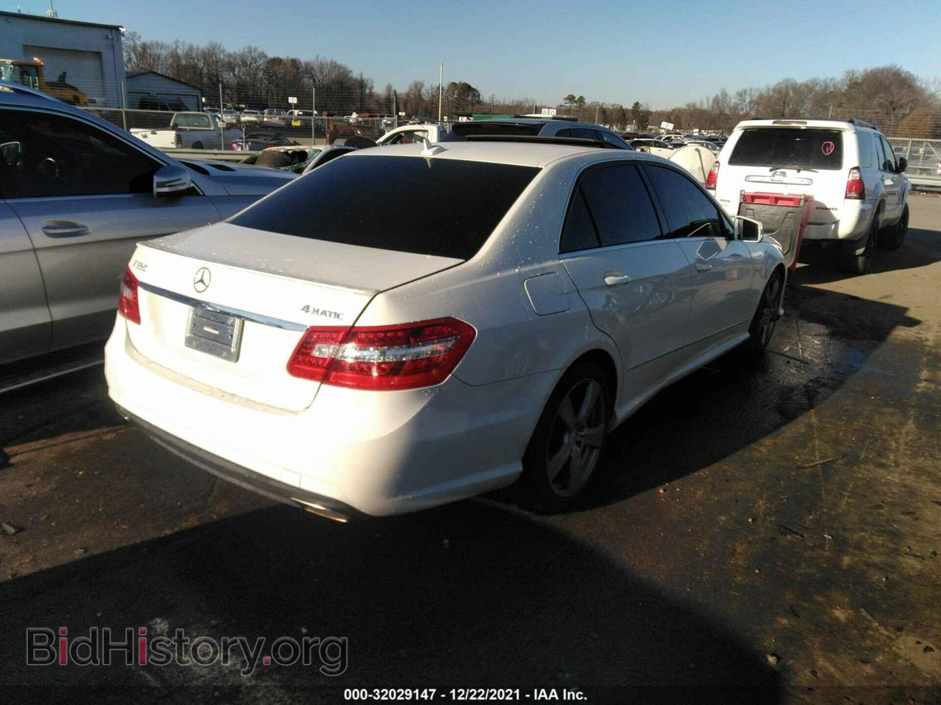 2011 MERCEDES-BENZ E-CLASS - VIN: WDDHF8HB5BA431667 - Фото 4