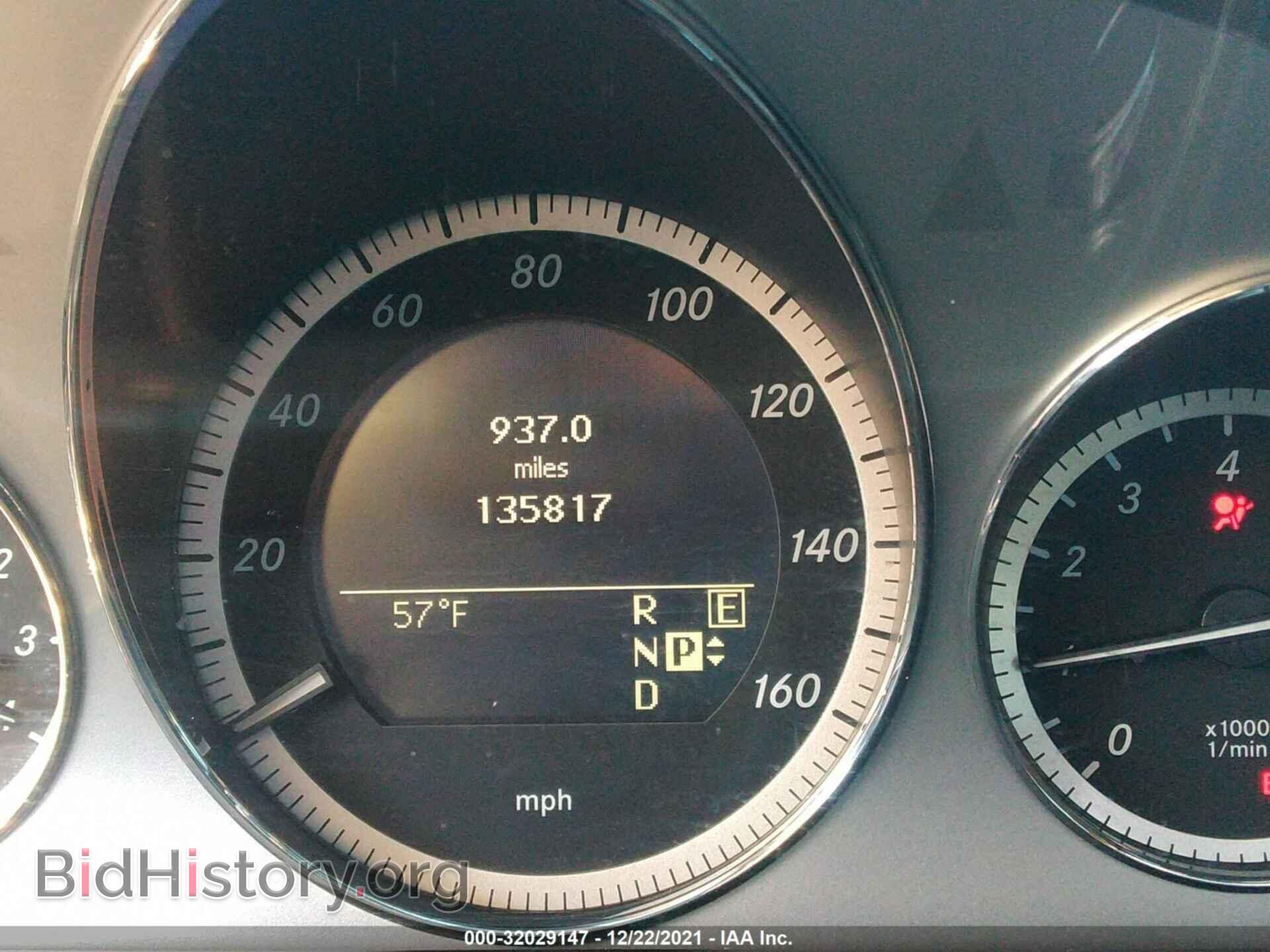 2011 MERCEDES-BENZ E-CLASS - VIN: WDDHF8HB5BA431667 - Фото 7
