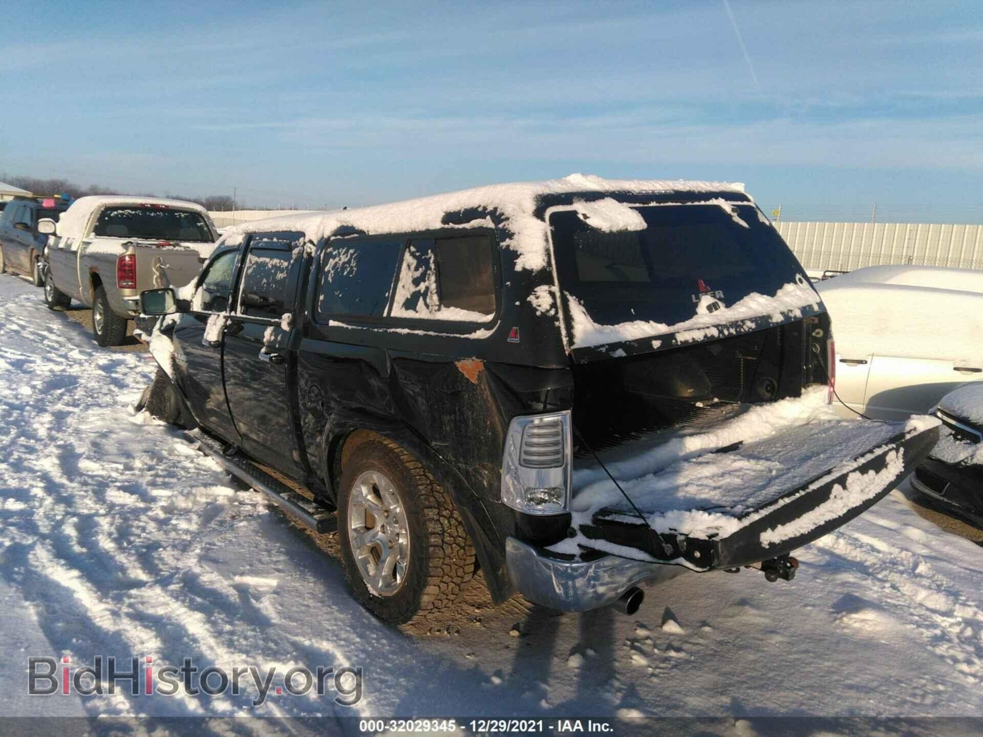 2018 RAM 1500 - VIN: 1C6RR7NT3JS209531 - Фото 3