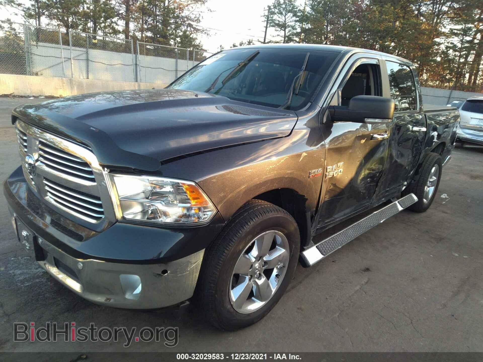 2017 RAM 1500 - VIN: 1C6RR7LTXHS649159 - Photo 2
