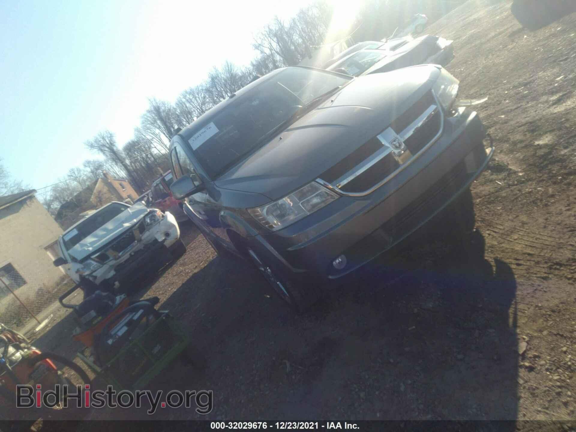 Фотография 3D4PH5FV7AT108162 - DODGE JOURNEY 2010