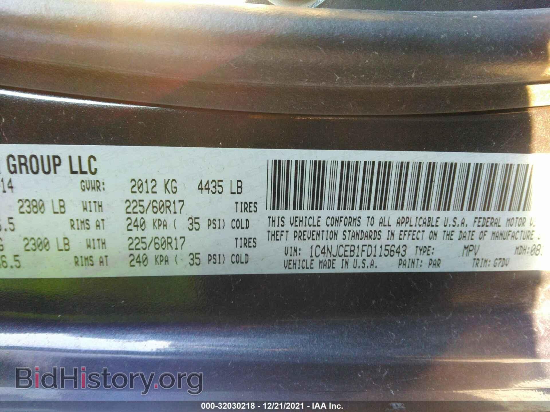 2015 JEEP COMPASS - VIN: 1C4NJCEB1FD115643 - Photo 9