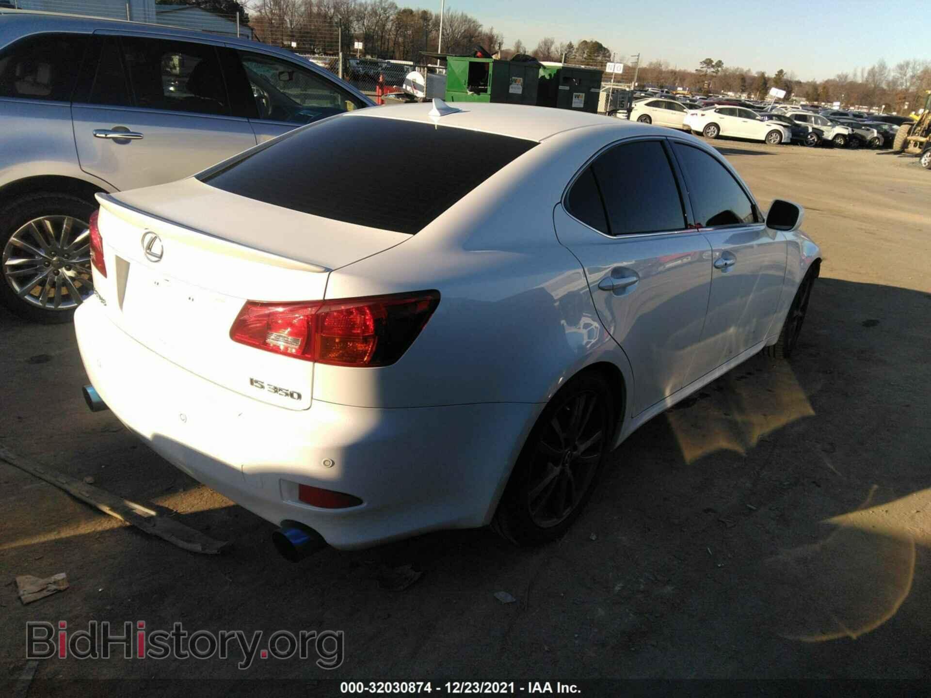 2007 LEXUS IS 350 - VIN: JTHBE262872008360 - Фото 4