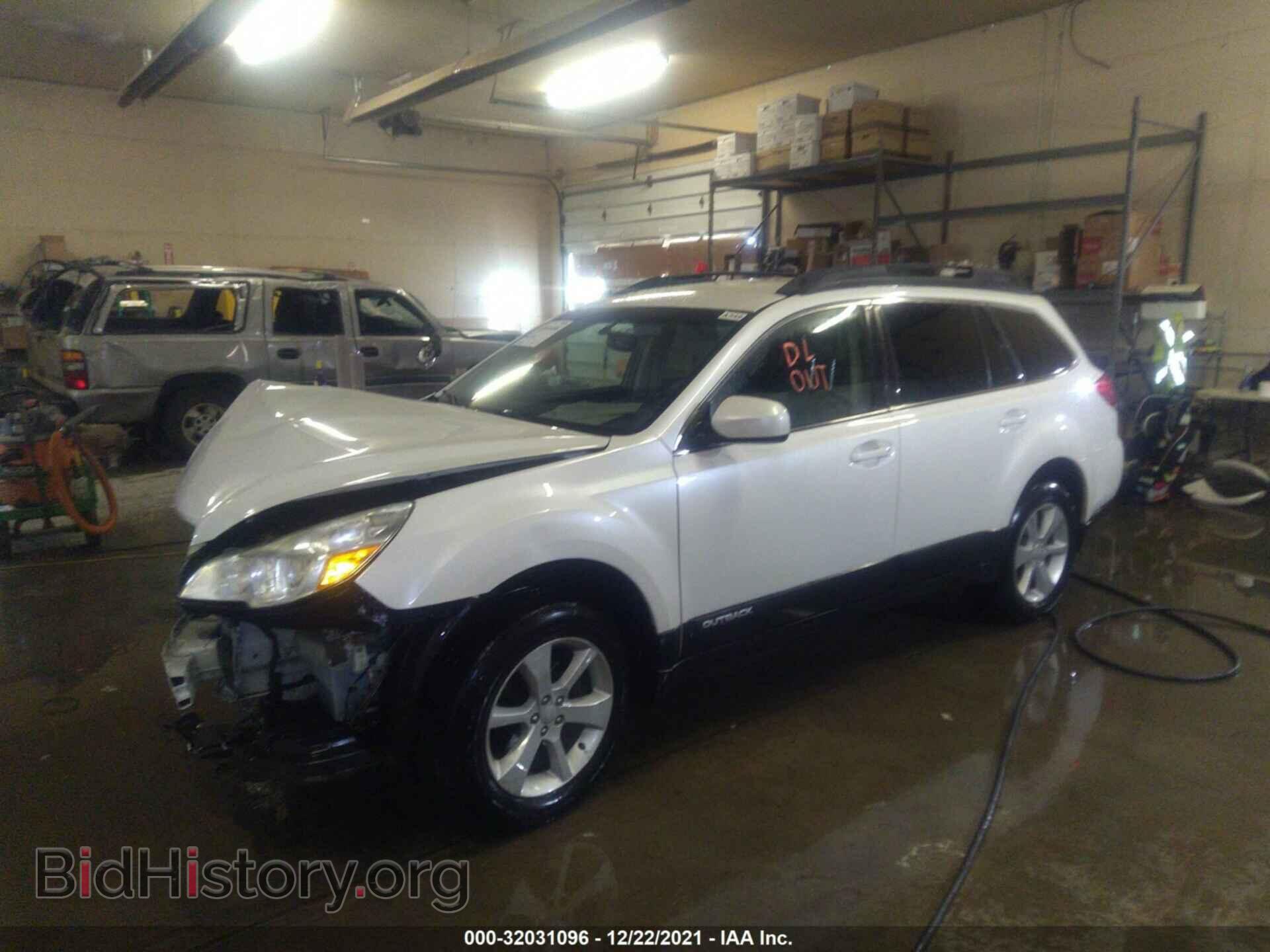 2013 SUBARU OUTBACK - VIN: 4S4BRBCC7D3204634 - Photo 2