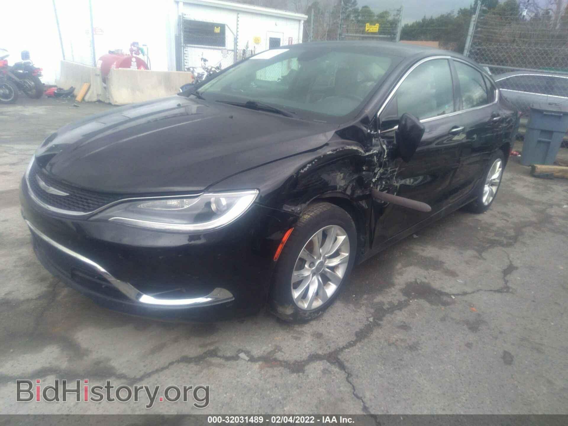 2015 CHRYSLER 200 - VIN: 1C3CCCCB6FN571981 - Photo 2