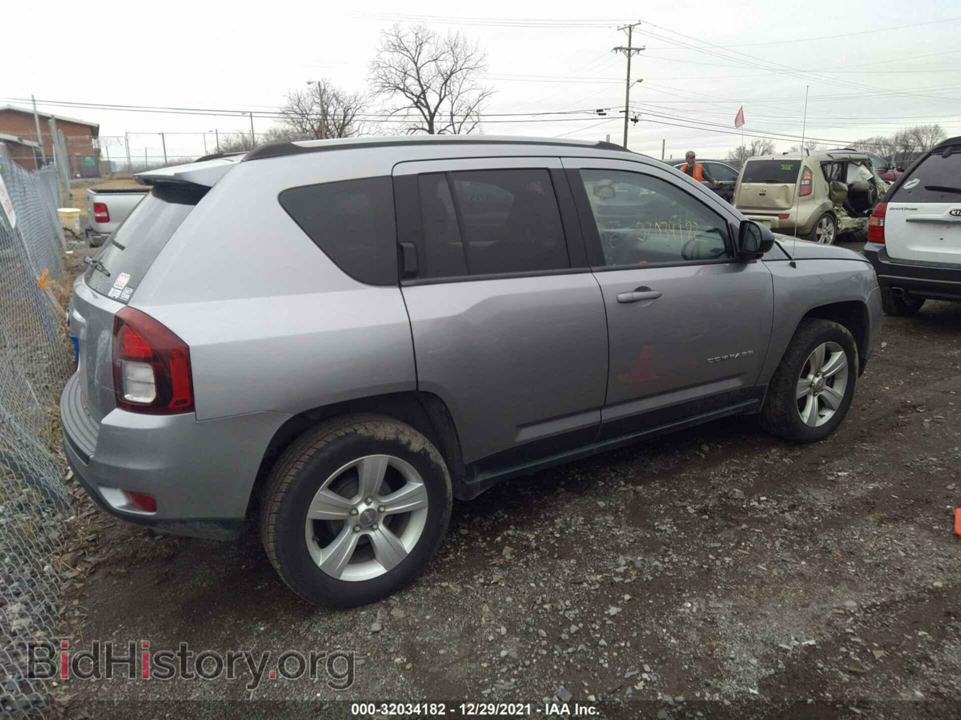 2015 JEEP COMPASS - VIN: 1C4NJCBB2FD427751 - Фото 4