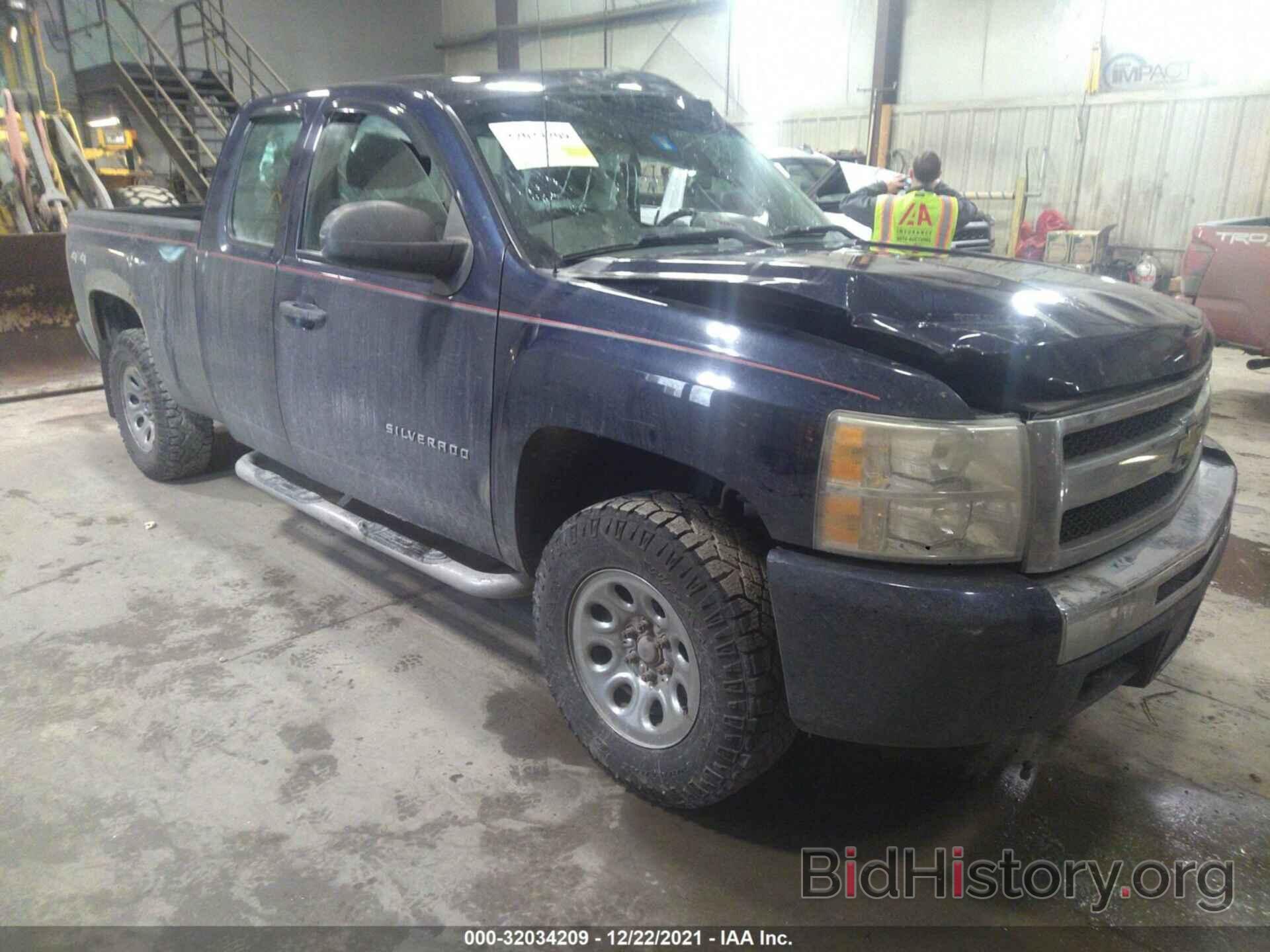 Photo 1GCRKPE34BZ129791 - CHEVROLET SILVERADO 1500 2011