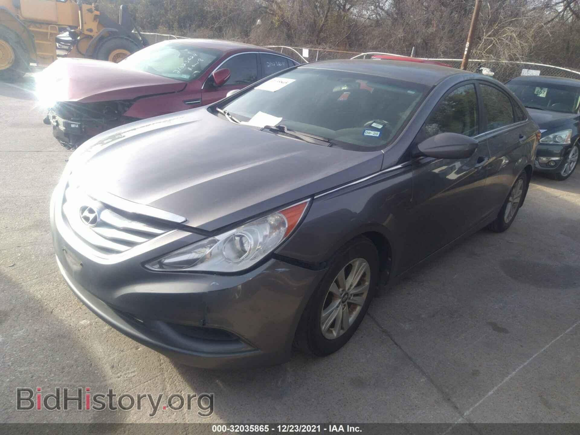 2011 HYUNDAI SONATA - VIN: 5NPEB4AC5BH033047 - Фото 2