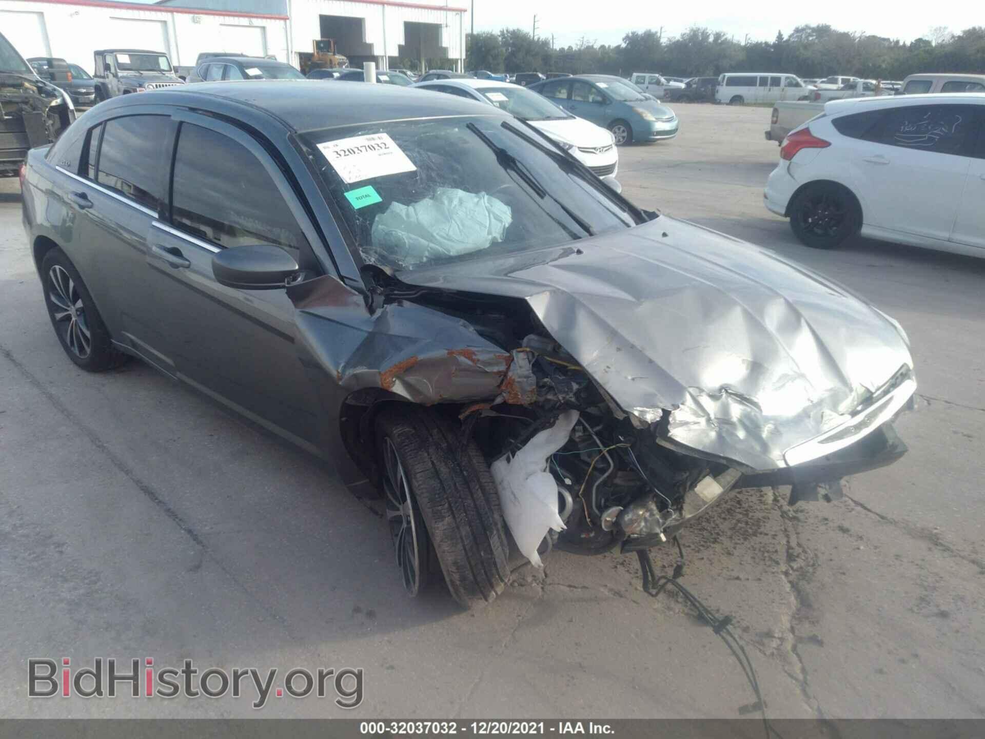 2013 CHRYSLER 200 - VIN: 1C3CCBBB1DN674072 - Фото 6
