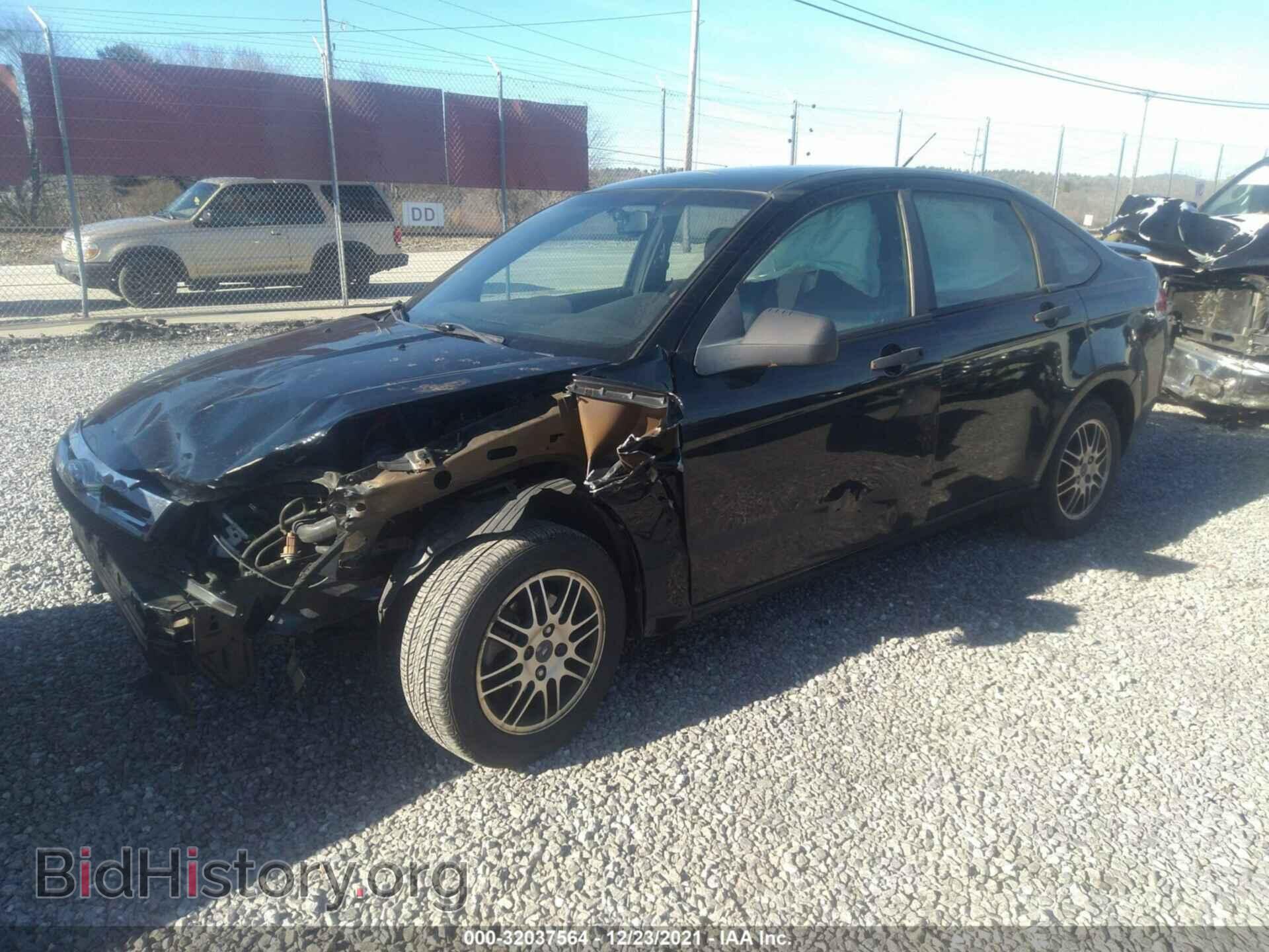 2010 FORD FOCUS - VIN: 1FAHP3FN8AW155404 - Фото 2