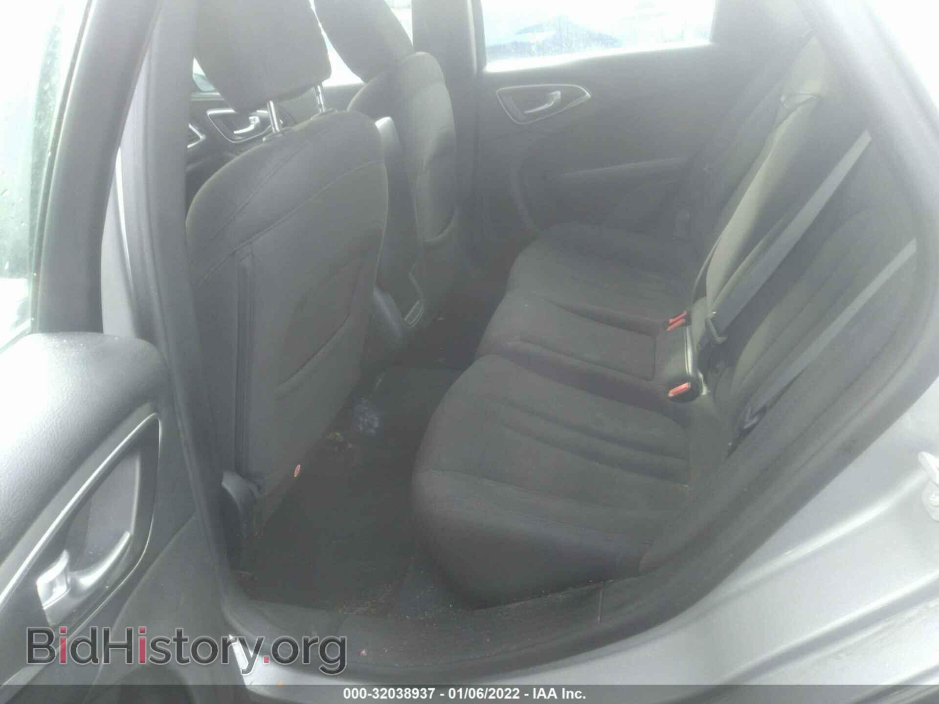2015 CHRYSLER 200 - VIN: 1C3CCCAB5FN744103 - Фото 8