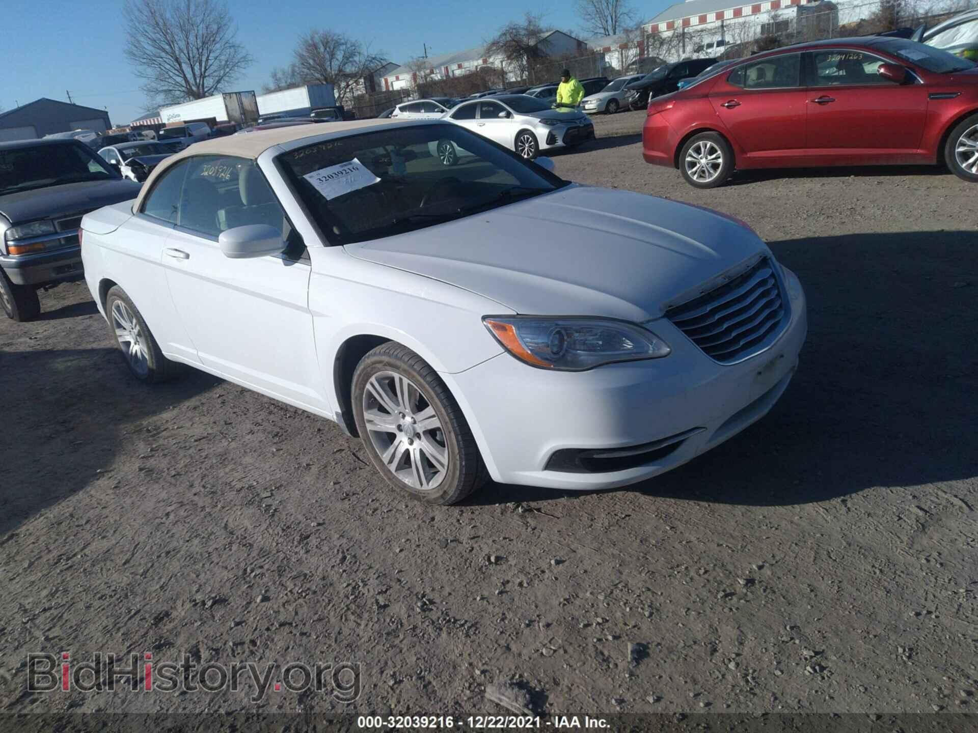 Photo 1C3BCBEG4CN122499 - CHRYSLER 200 2012