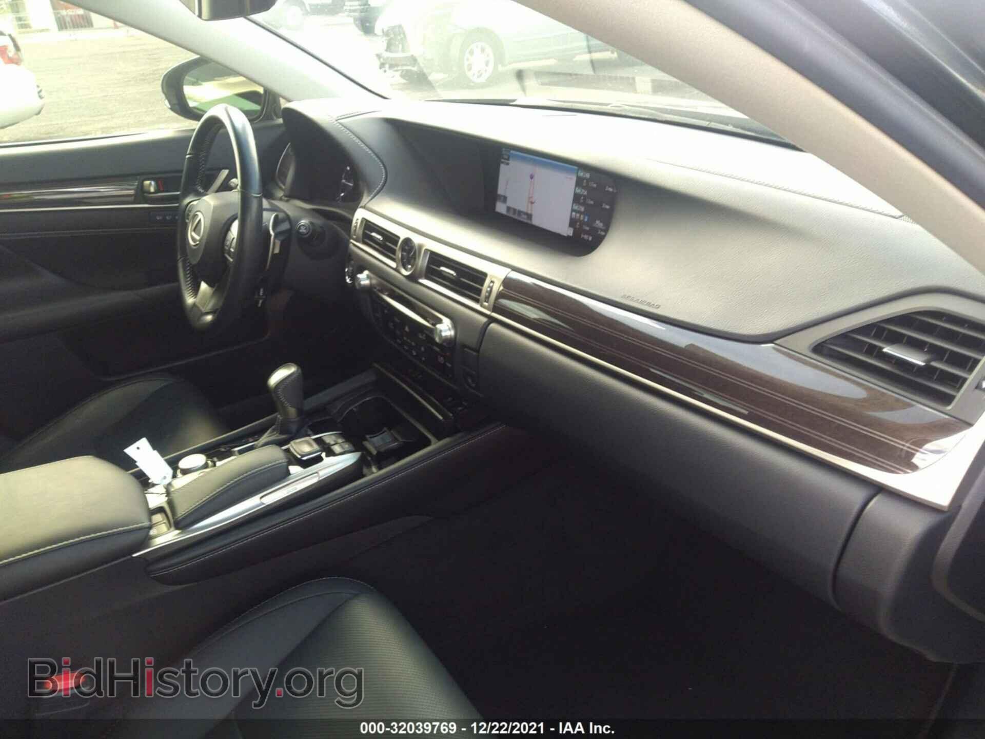 2017 LEXUS GS - VIN: JTHBZ1BL8HA012008 - Photo 5