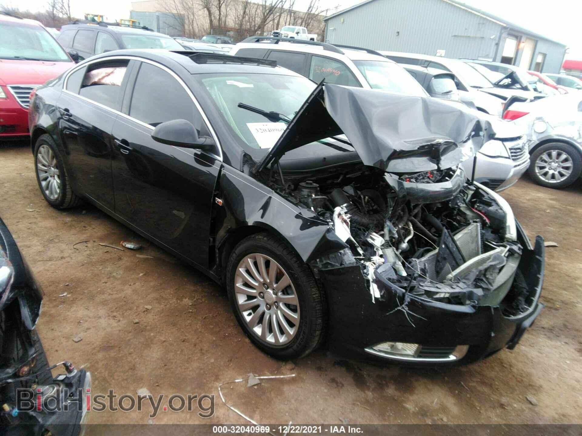 Photo W04GS5EC5B1092836 - BUICK REGAL 2011