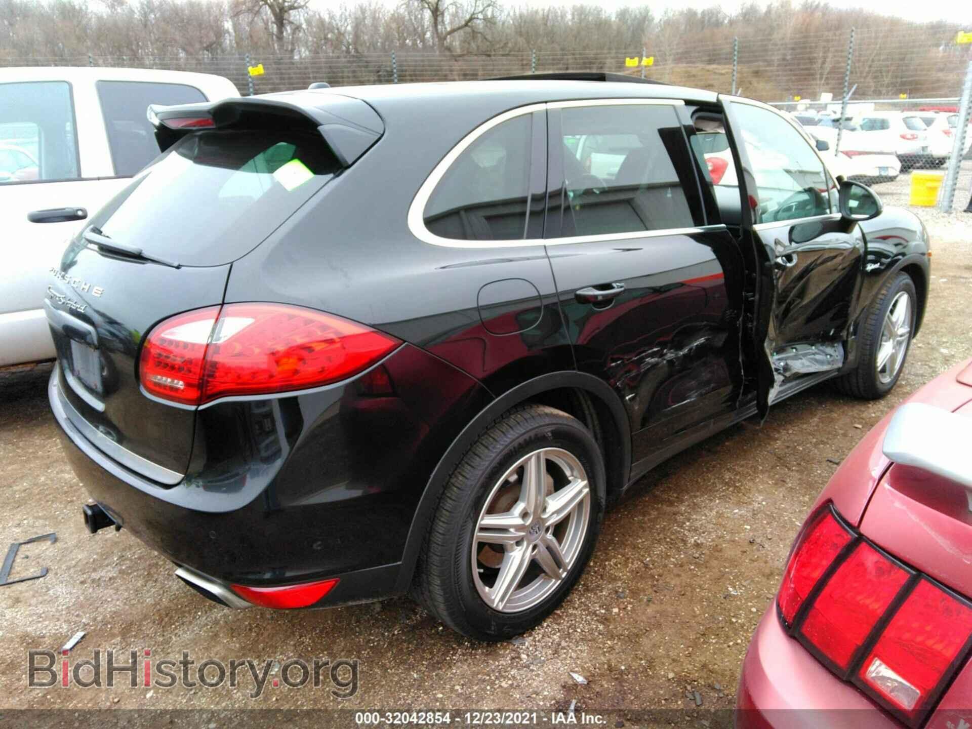 2013 PORSCHE CAYENNE - VIN: WP1AE2A26DLA14604 - Фото 4