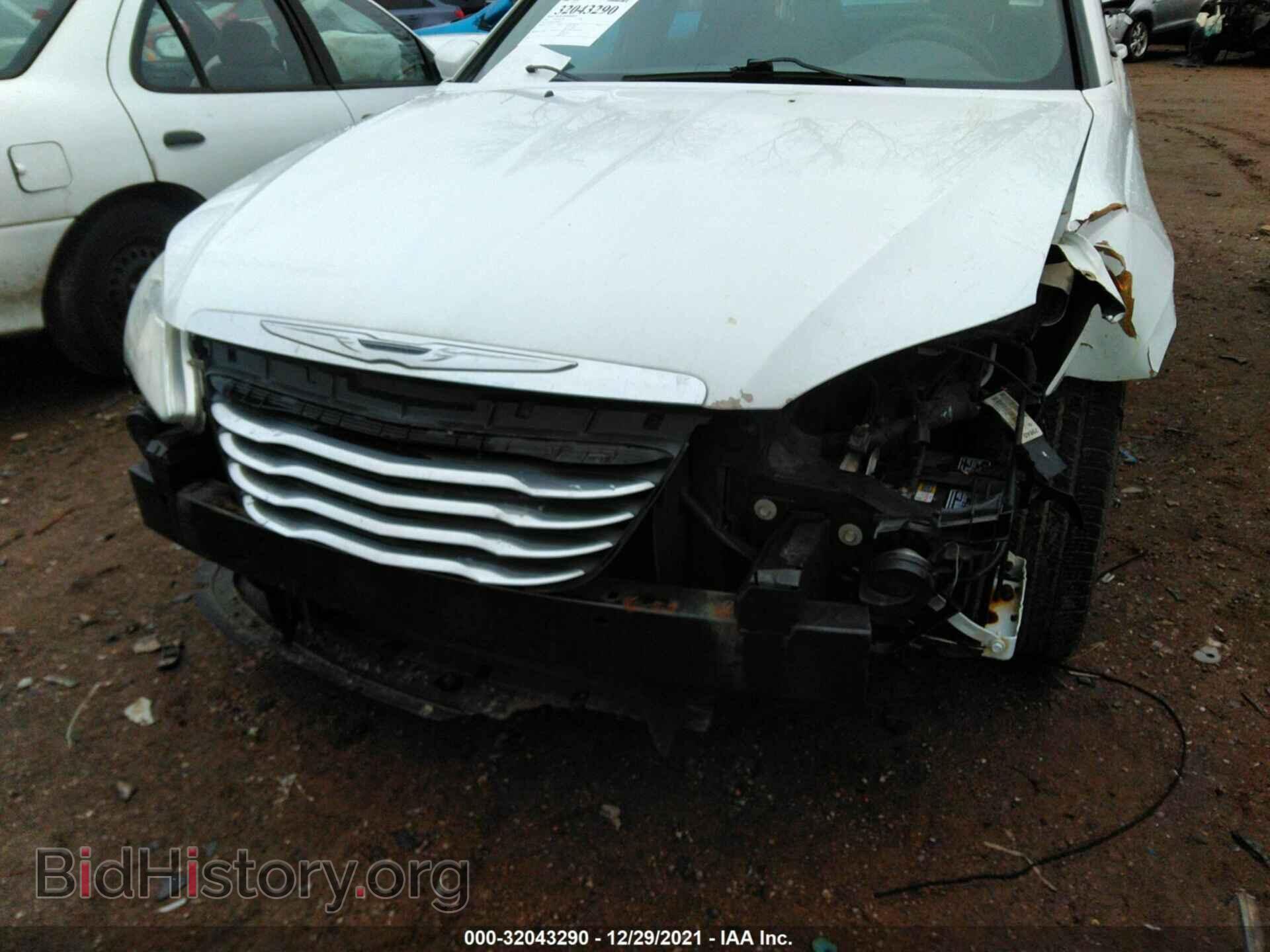 2012 CHRYSLER 200 - VIN: 1C3CCBAB2CN195952 - Фото 6