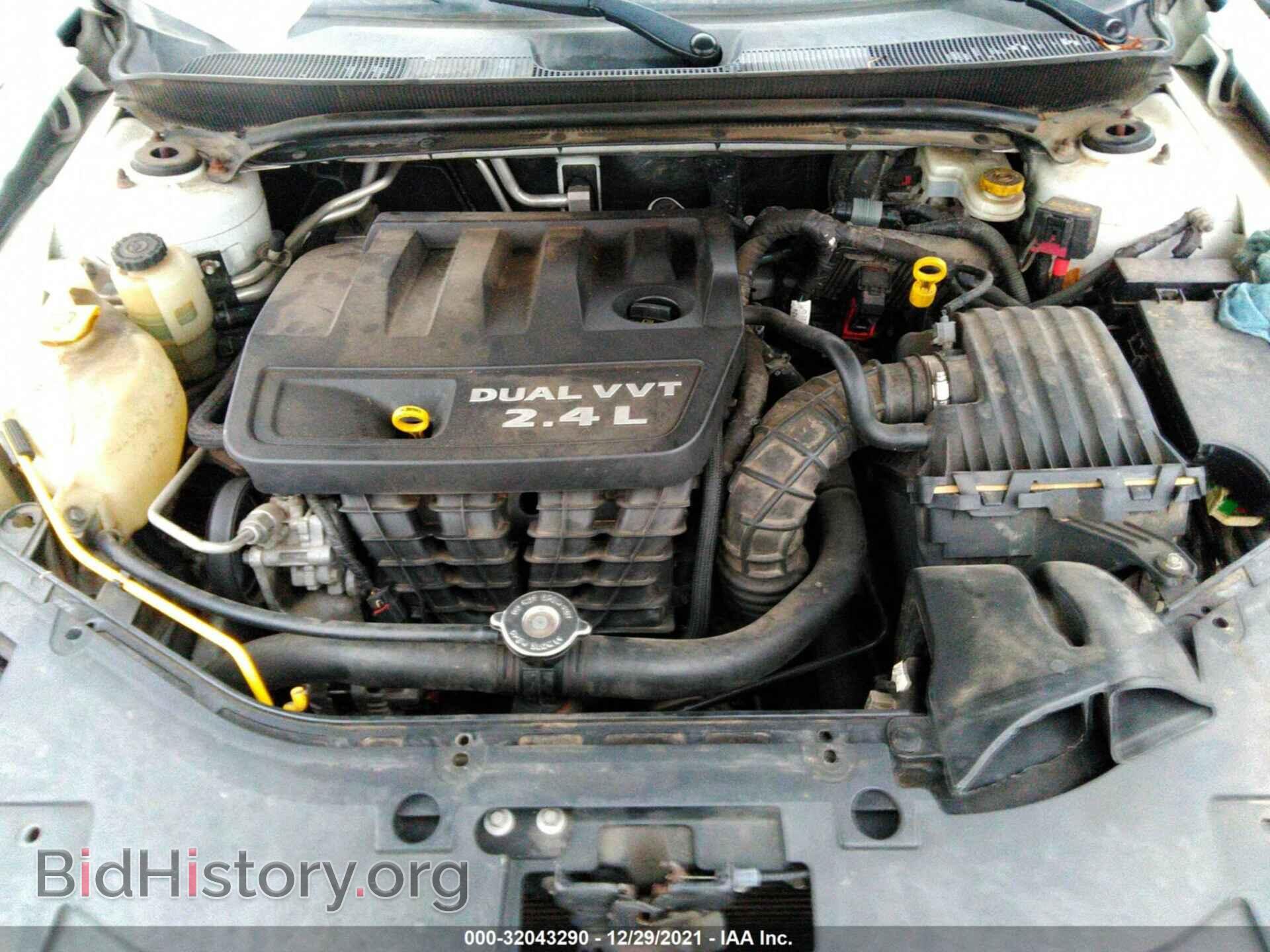 2012 CHRYSLER 200 - VIN: 1C3CCBAB2CN195952 - Фото 10