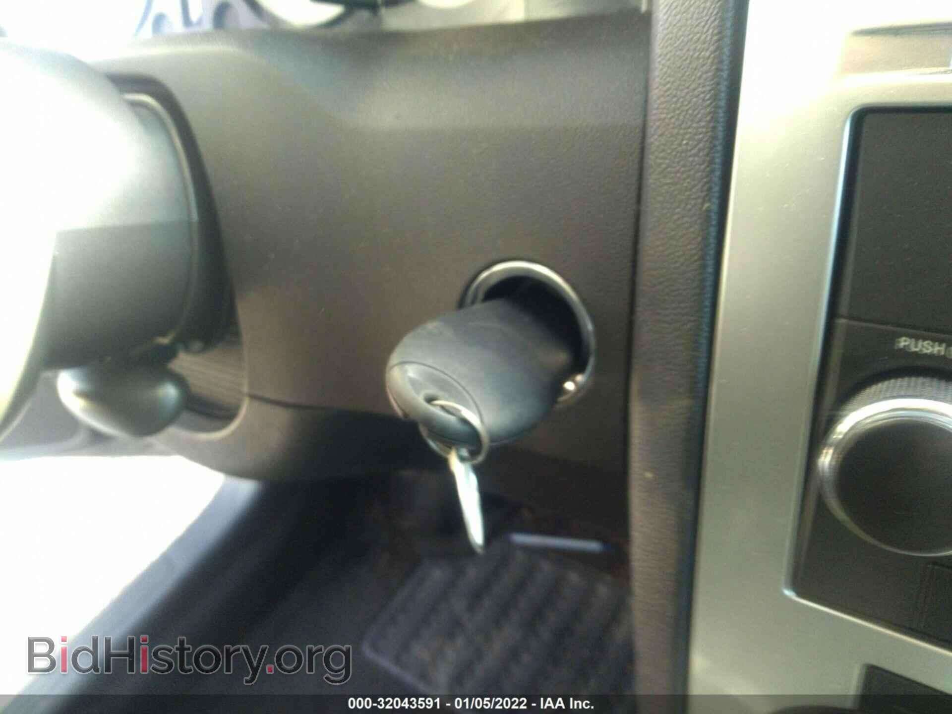 2010 CHRYSLER 300 - VIN: 2C3CA4CDXAH101841 - Фото 11