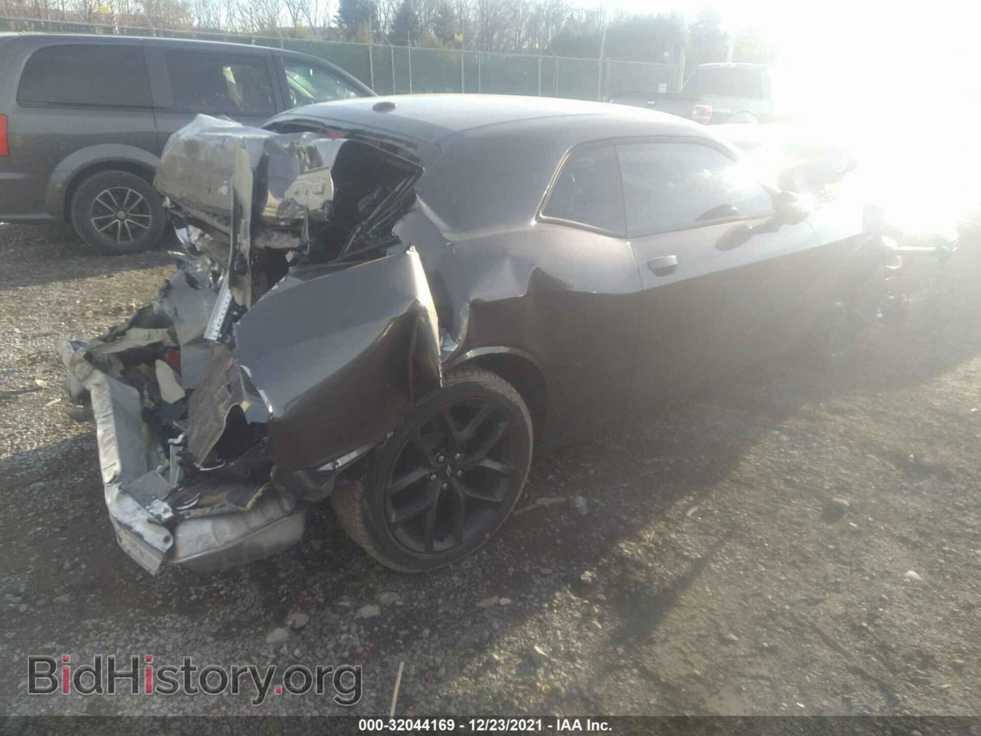 2019 DODGE CHALLENGER - VIN: 2C3CDZAG3KH530290 - Фото 4