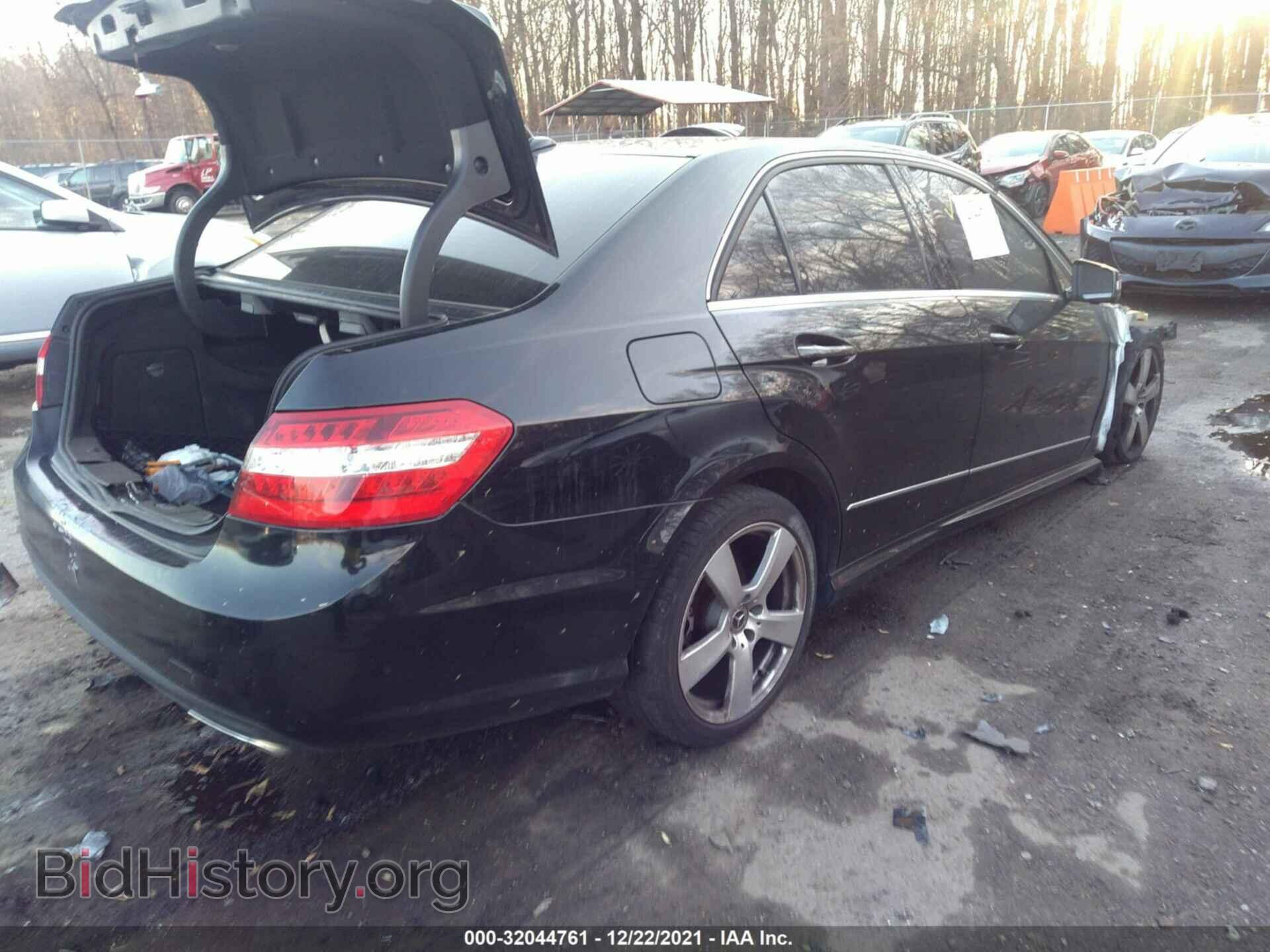 2012 MERCEDES-BENZ E-CLASS - VIN: WDDHF8JB8CA534688 - Фото 4