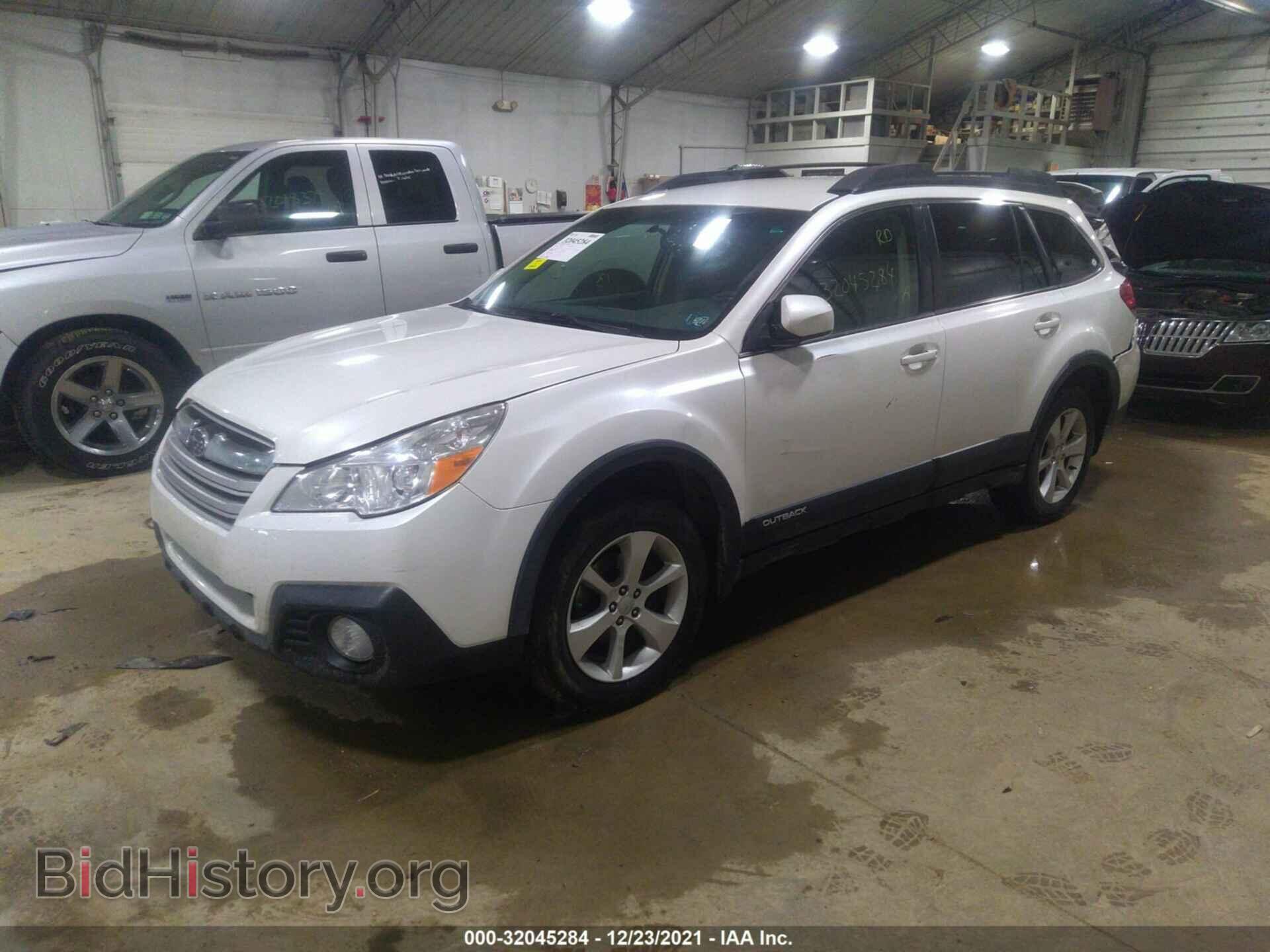 2013 SUBARU OUTBACK - VIN: 4S4BRBCC3D3307260 - Фото 2