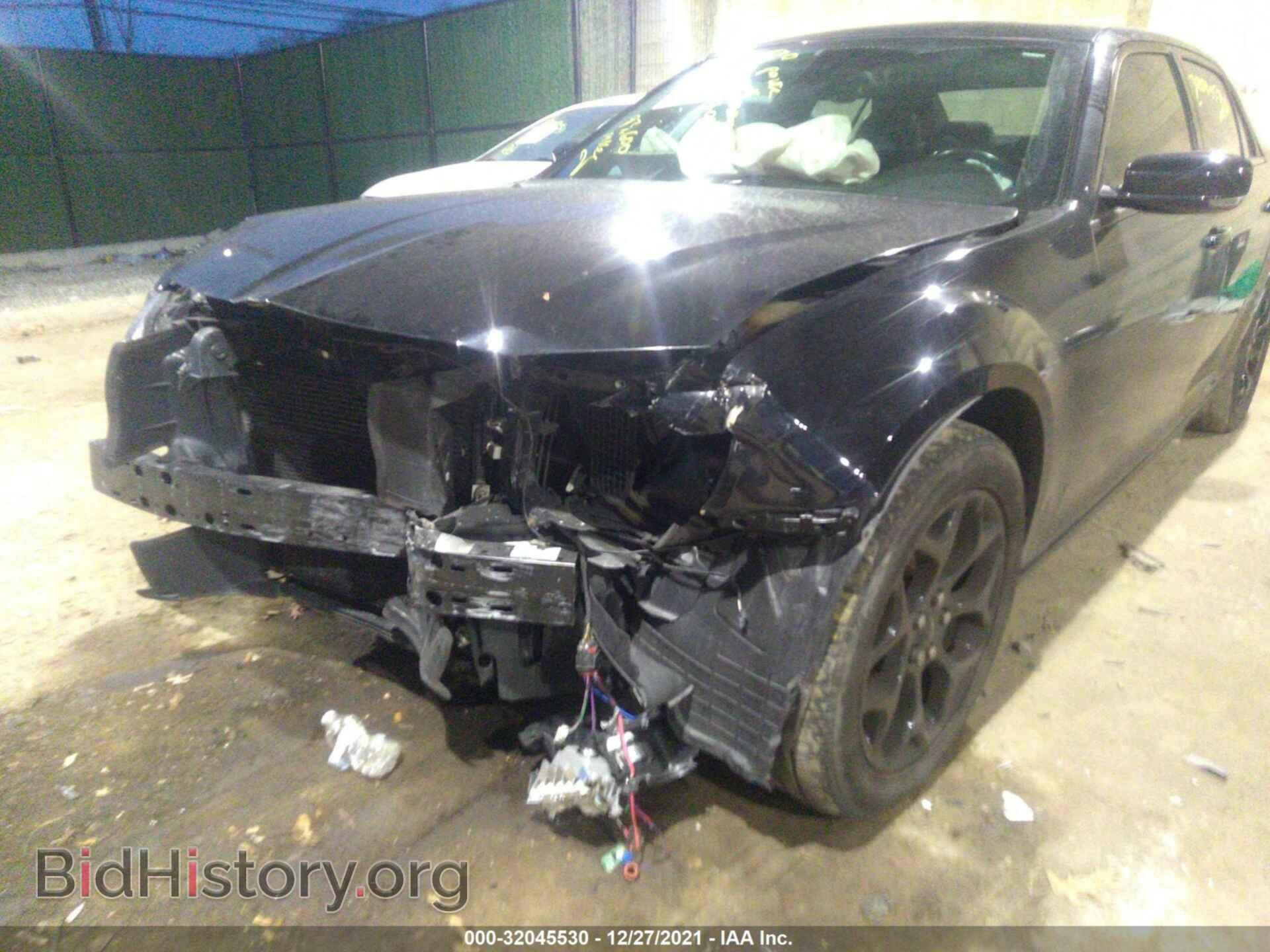 2016 CHRYSLER 300 - VIN: 2C3CCAGG1GH182900 - Фото 6