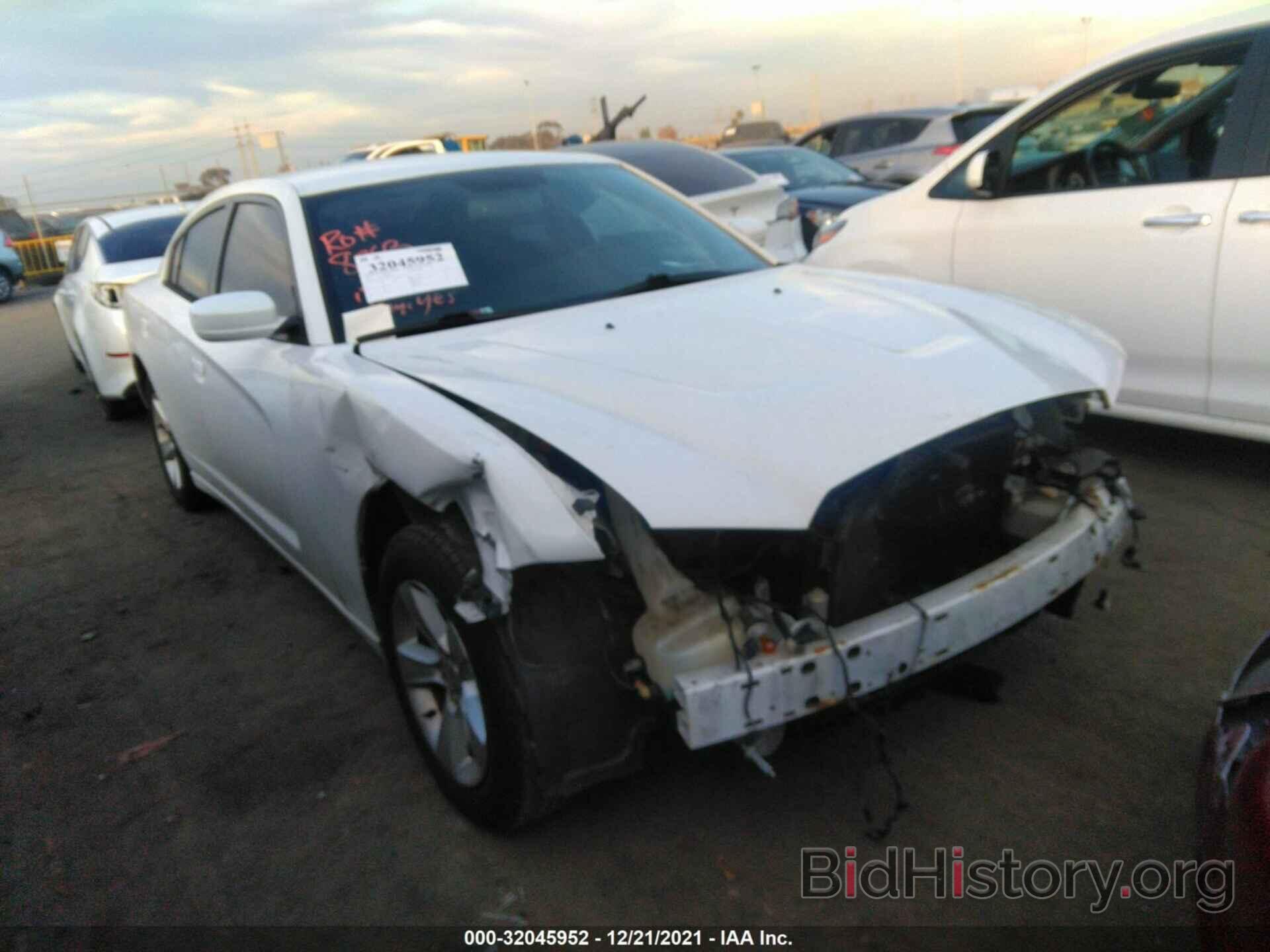 Photo 2C3CDXBG2DH539827 - DODGE CHARGER 2013
