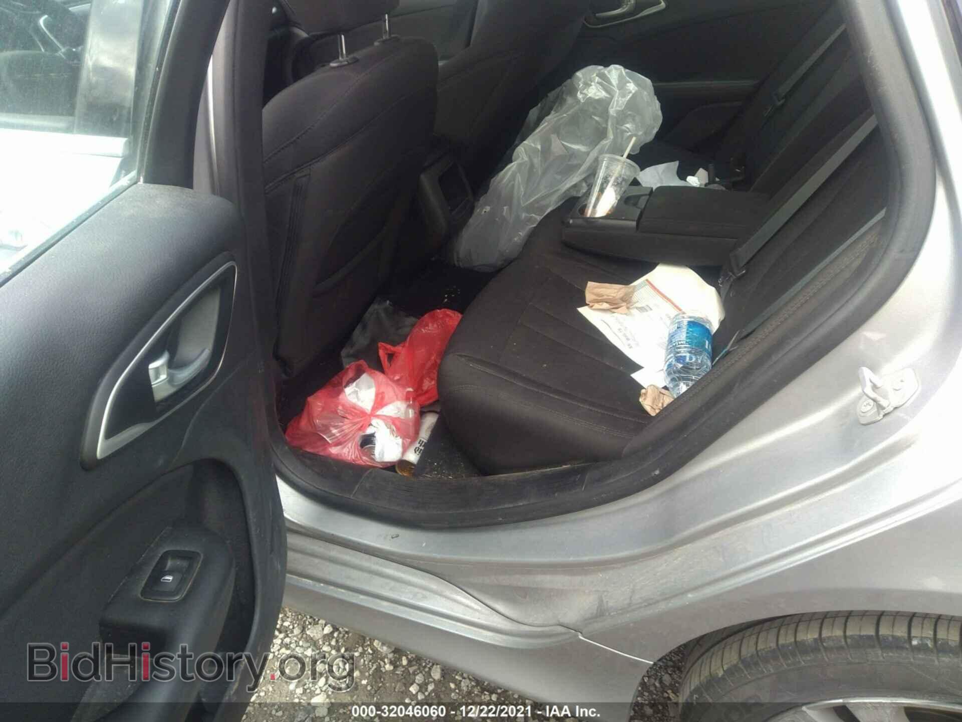 2015 CHRYSLER 200 - VIN: 1C3CCCAB7FN701186 - Фото 8