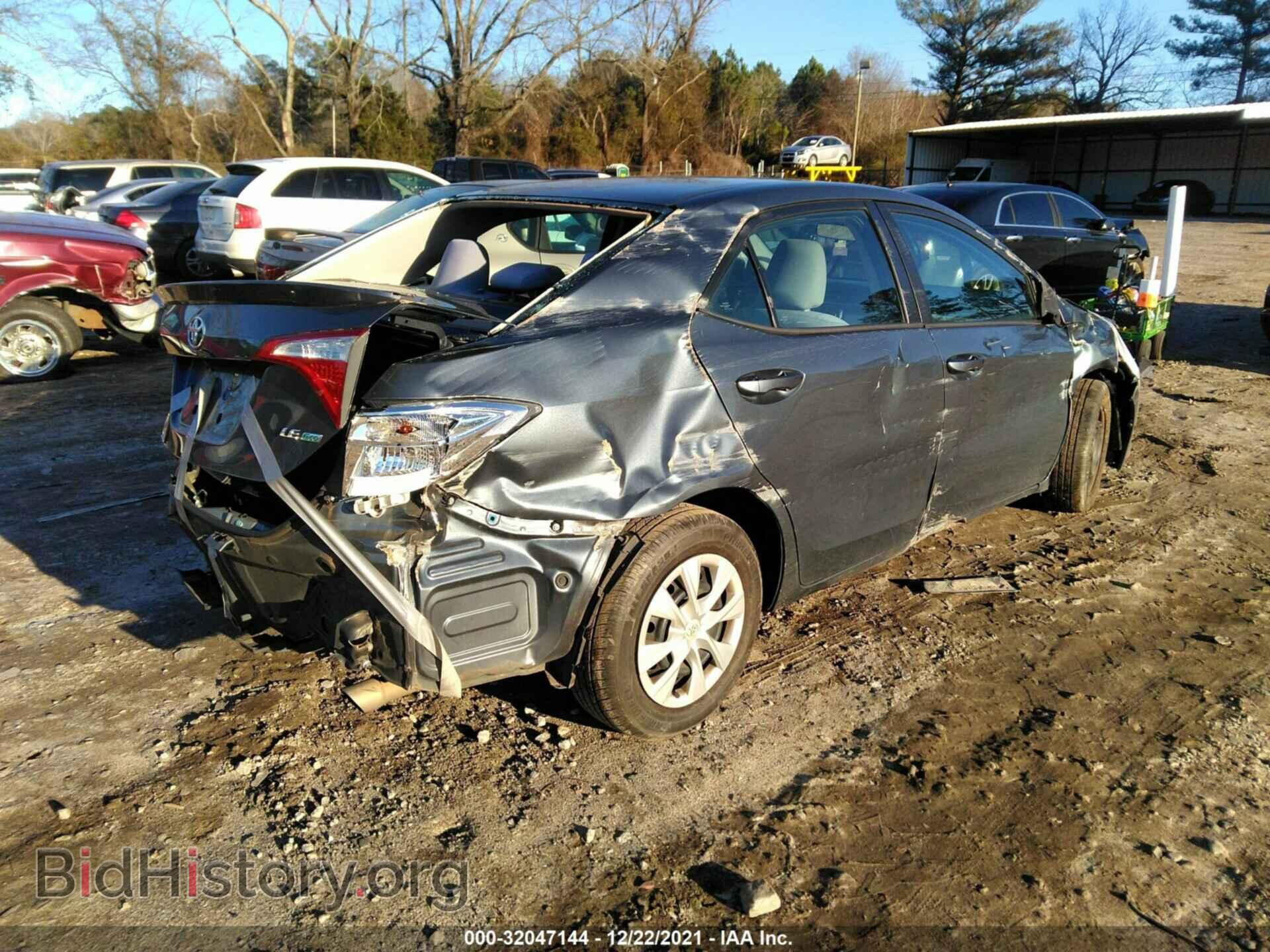 2015 TOYOTA COROLLA - VIN: 2T1BPRHE8FC251453 - Фото 4