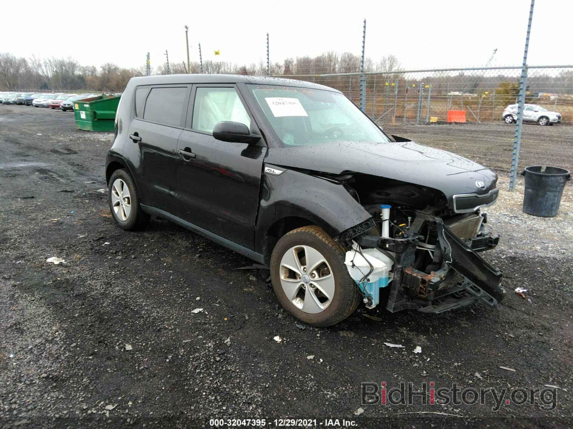 Photo KNDJN2A28G7372642 - KIA SOUL 2016