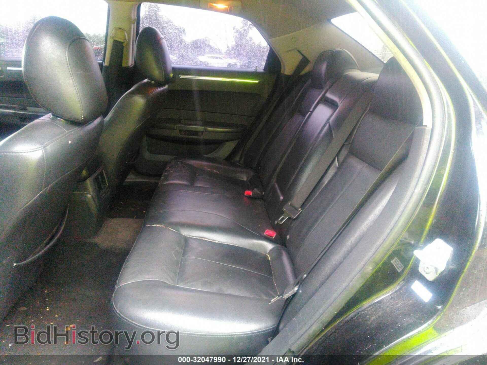 2010 CHRYSLER 300 - VIN: 2C3CA5CV0AH230122 - Фото 8