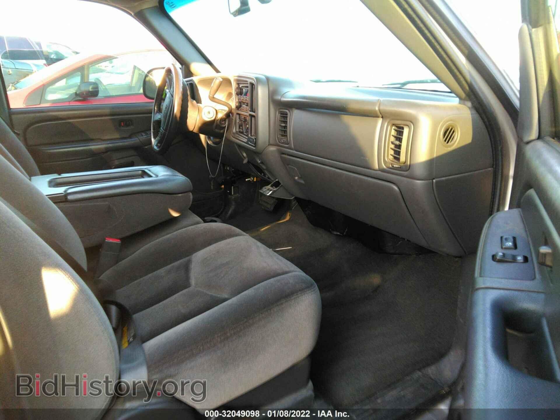 2006 GMC SIERRA 1500 - VIN: 2GTEC13T761142075 - Фото 5