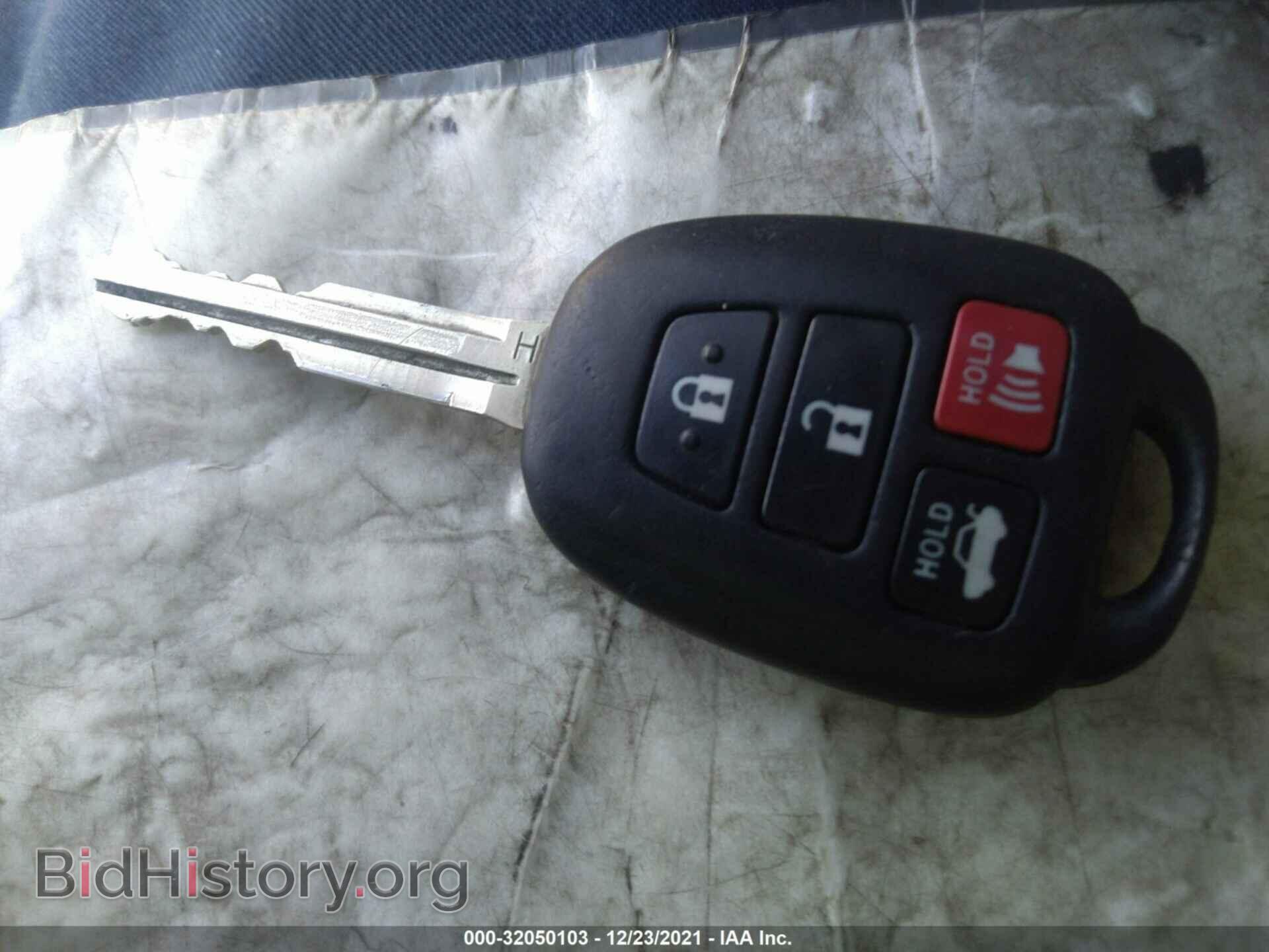 2016 TOYOTA COROLLA - VIN: 2T1BURHE6GC604248 - Фото 11