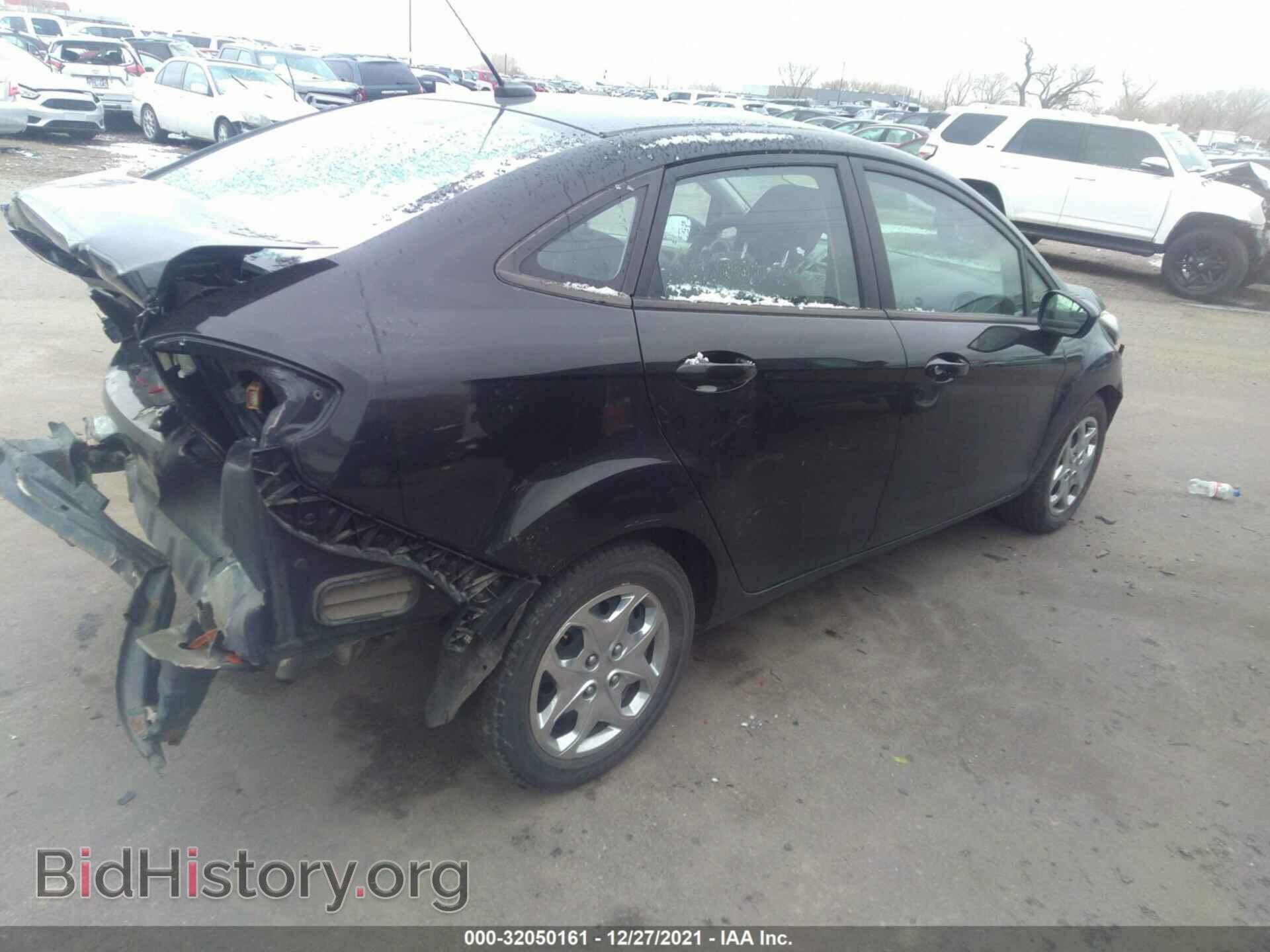 2013 FORD FIESTA - VIN: 3FADP4AJ7DM225813 - Фото 4