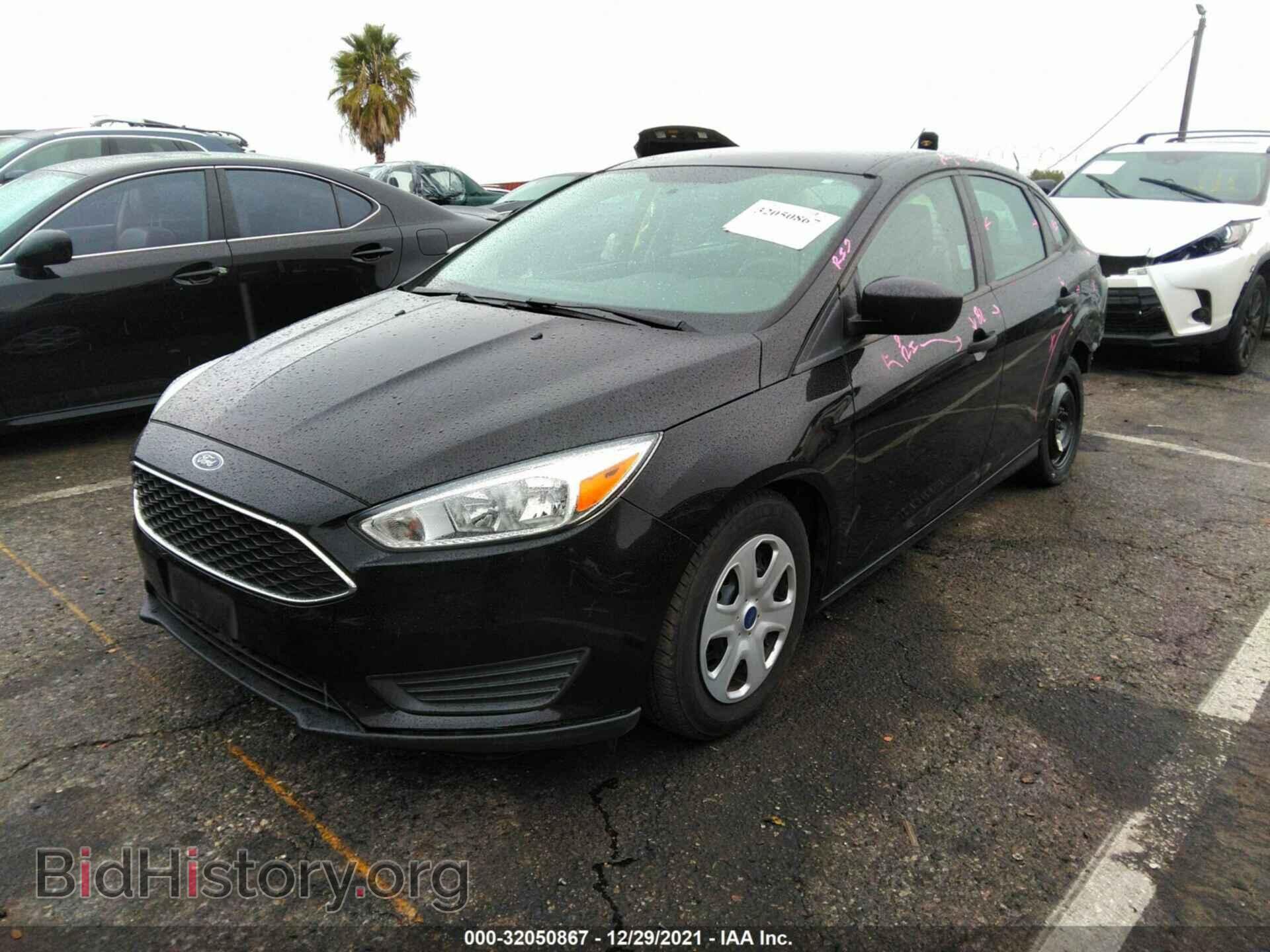 2017 FORD FOCUS - VIN: 1FADP3E25HL206407 - Фото 2