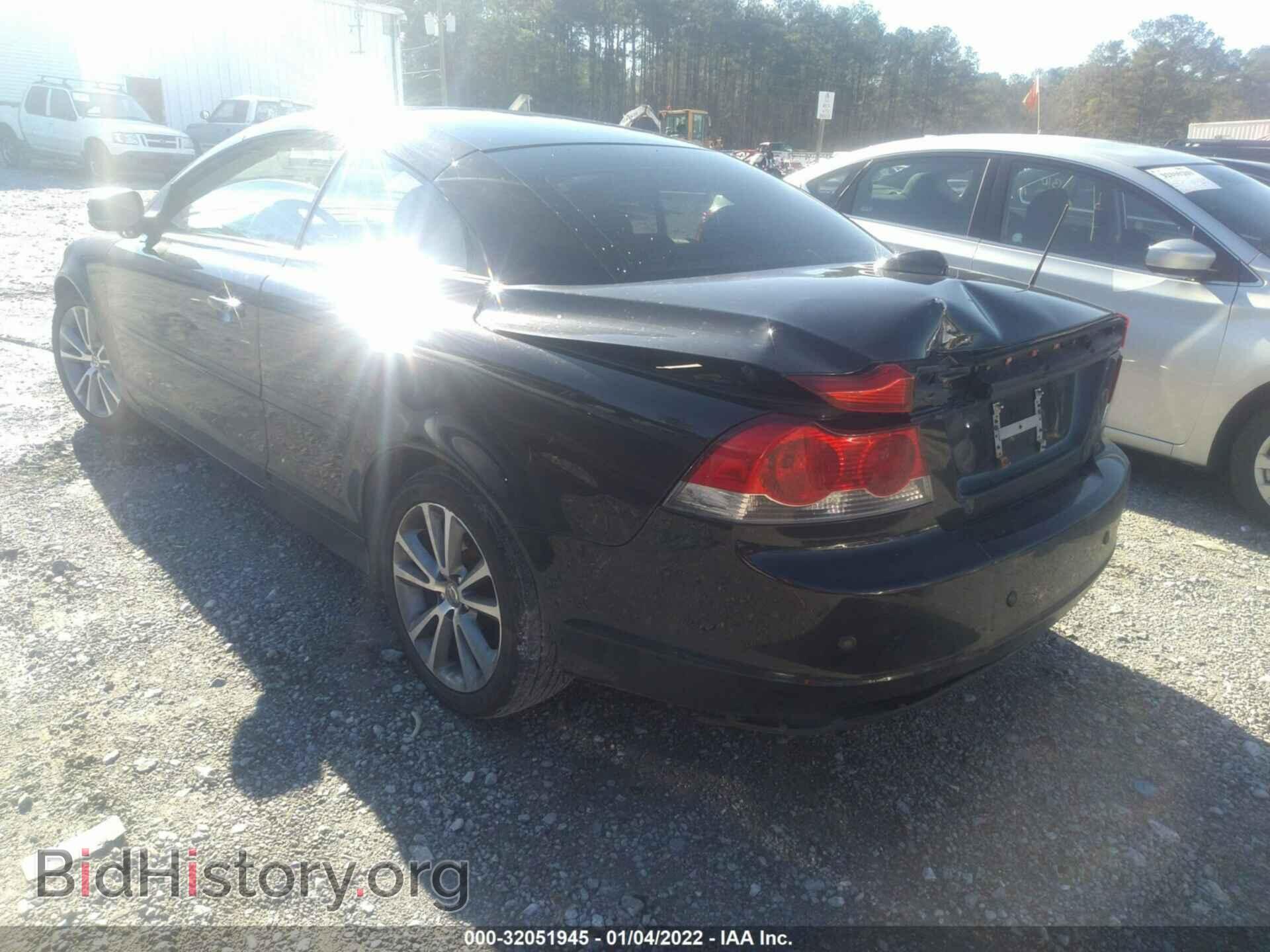 2010 VOLVO C70 - VIN: YV1672MC5AJ090032 - Фото 3
