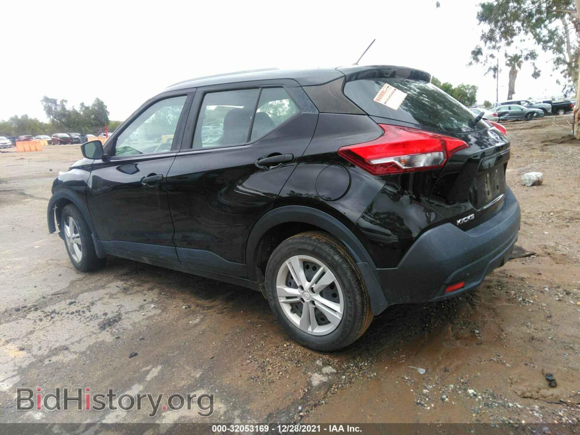 2019 NISSAN KICKS - VIN: 3N1CP5CU3KL498725 - Фото 3