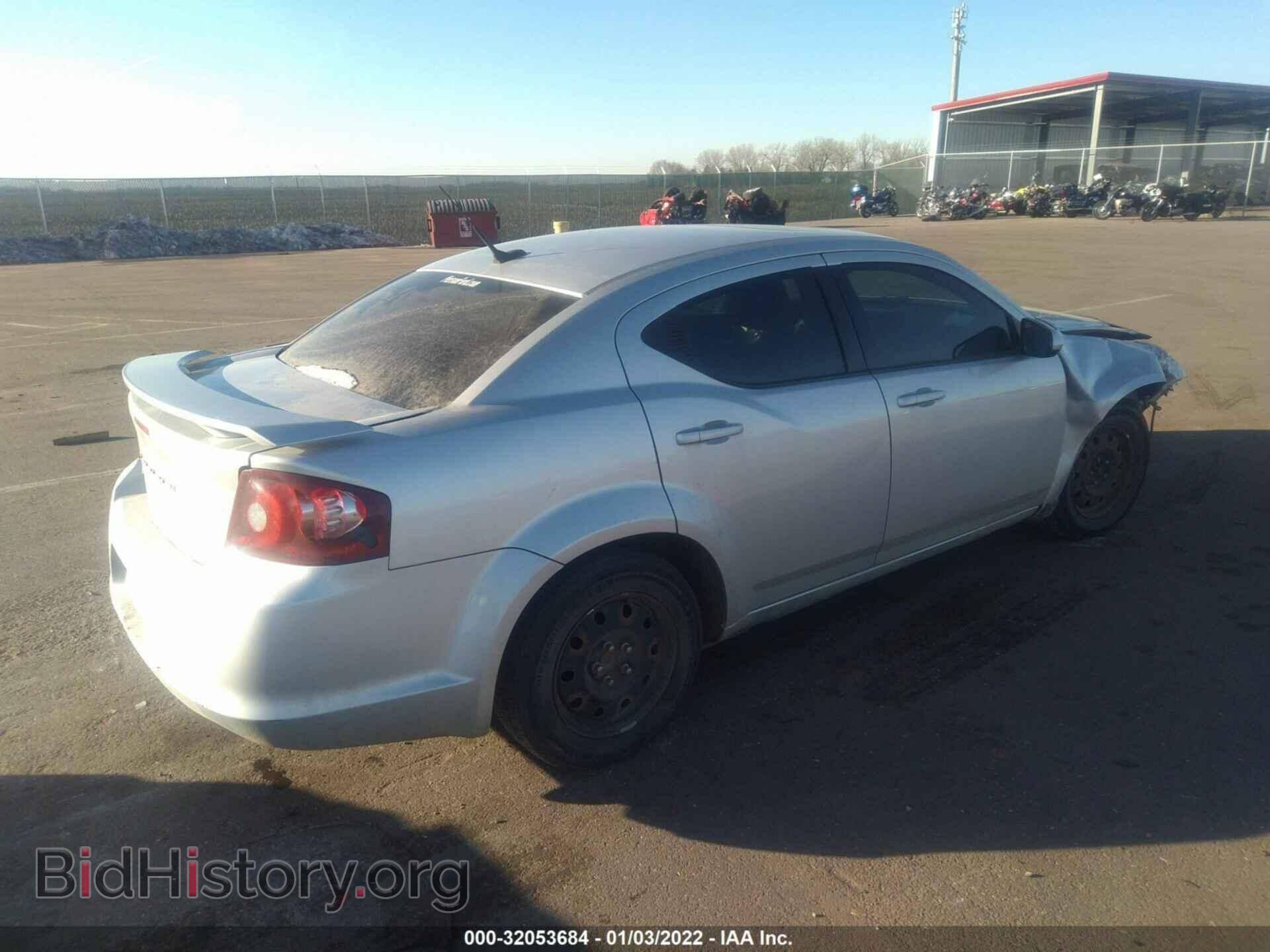 2011 DODGE AVENGER - VIN: 1B3BD2FG6BN524435 - Photo 4