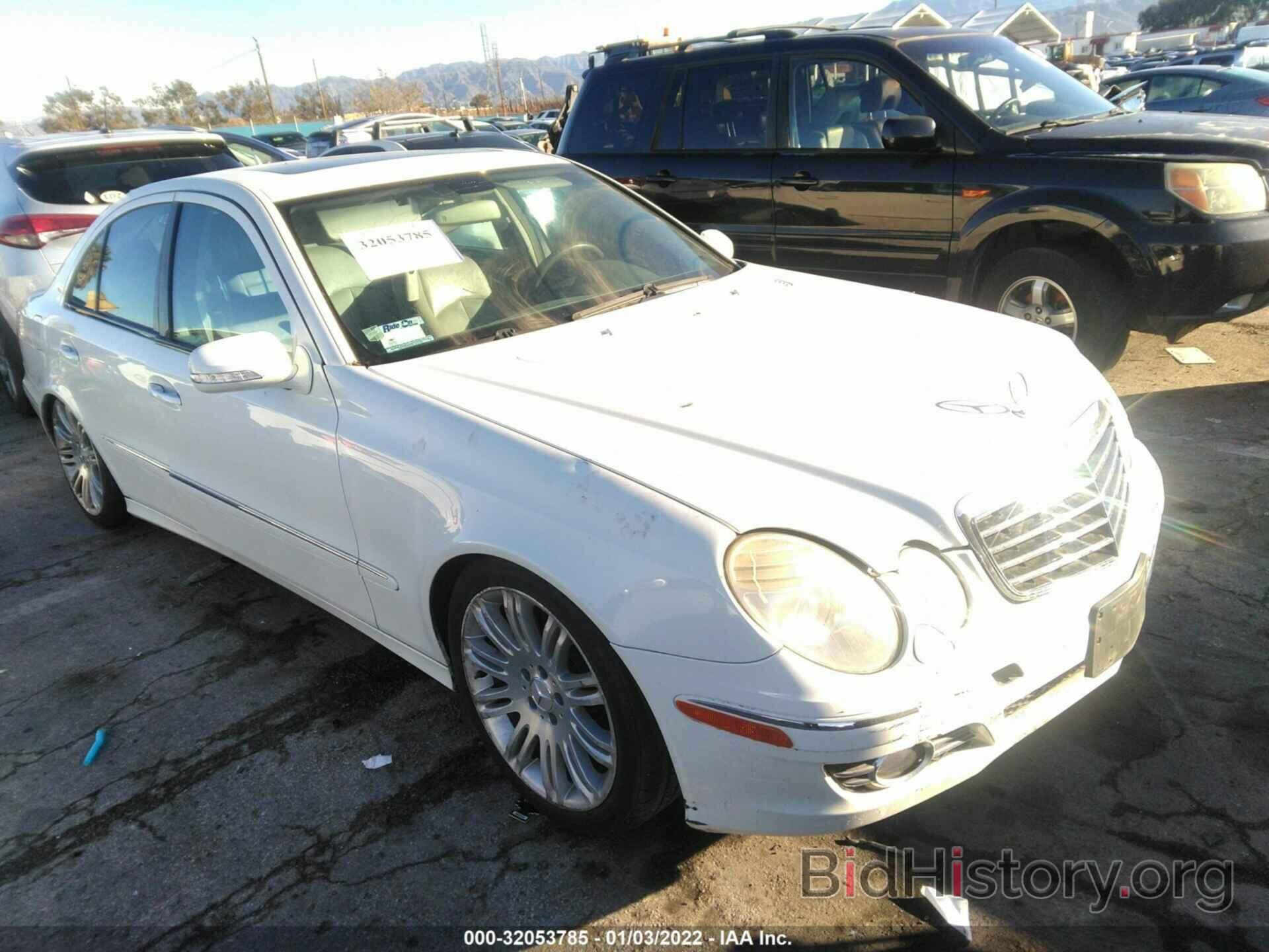 Photo WDBUF72X37B029508 - MERCEDES-BENZ E-CLASS 2007