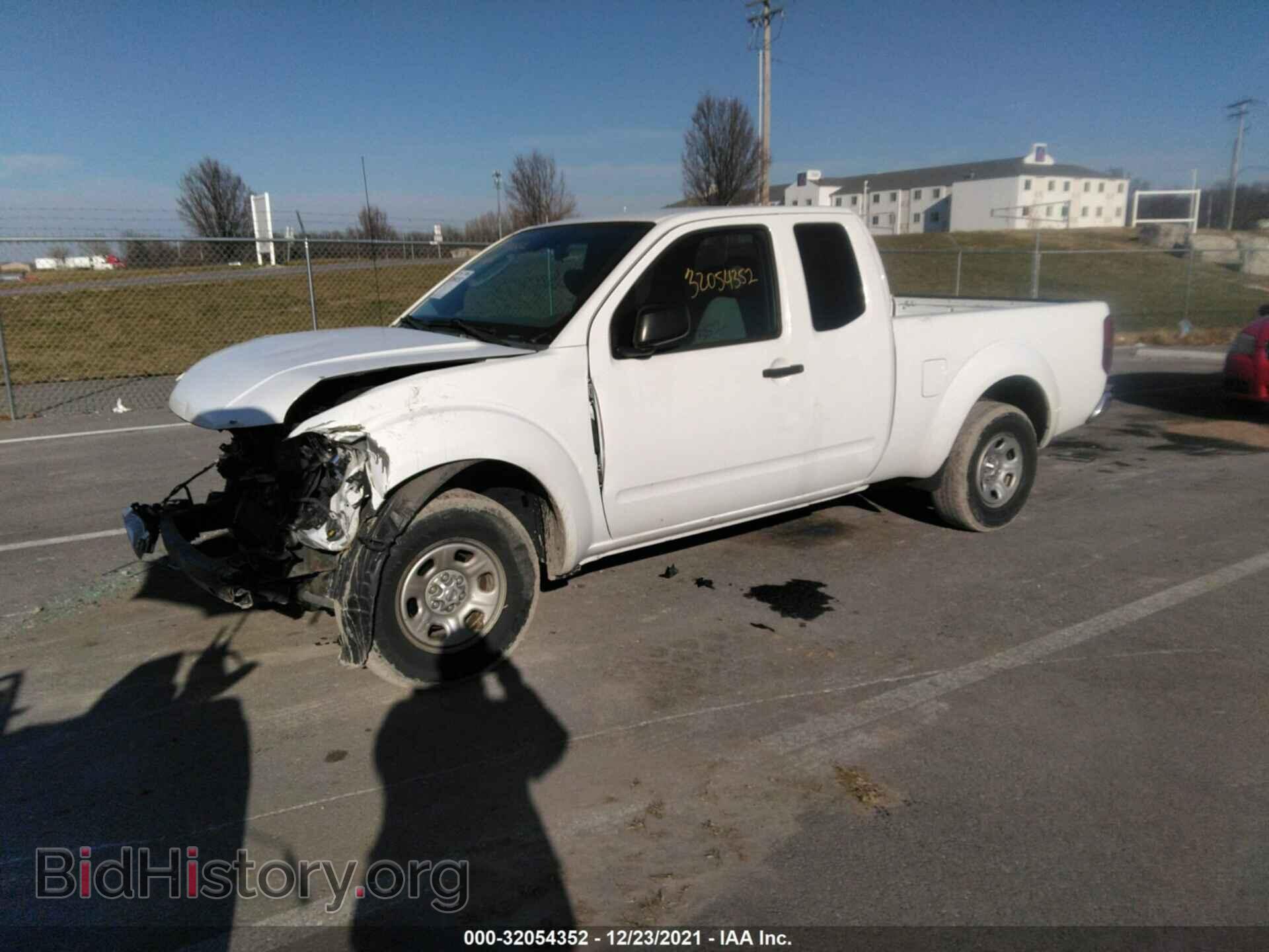 2011 NISSAN FRONTIER - VIN: 1N6BD0CT6BC426356 - Фото 2