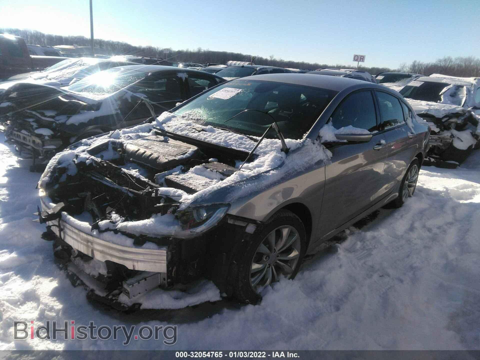 2016 CHRYSLER 200 - VIN: 1C3CCCBB9GN144443 - Фото 2