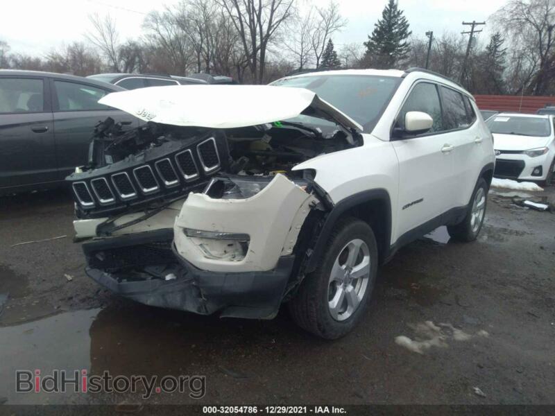 2017 Jeep COMPASS (VIN 3C4NJDBB1HT674777) — фото 2 из 11