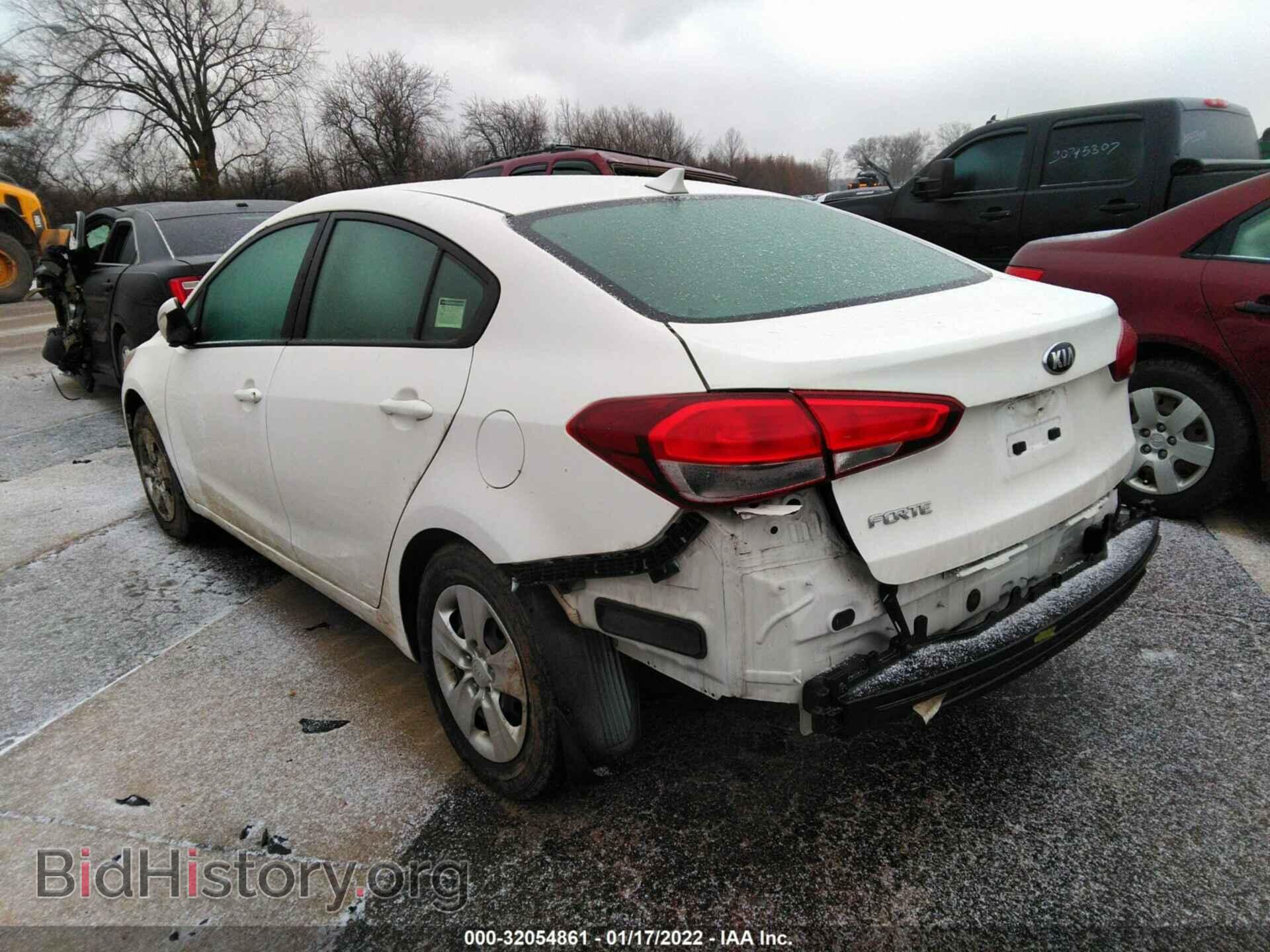 2017 KIA FORTE - VIN: 3KPFK4A75HE024563 - Фото 3