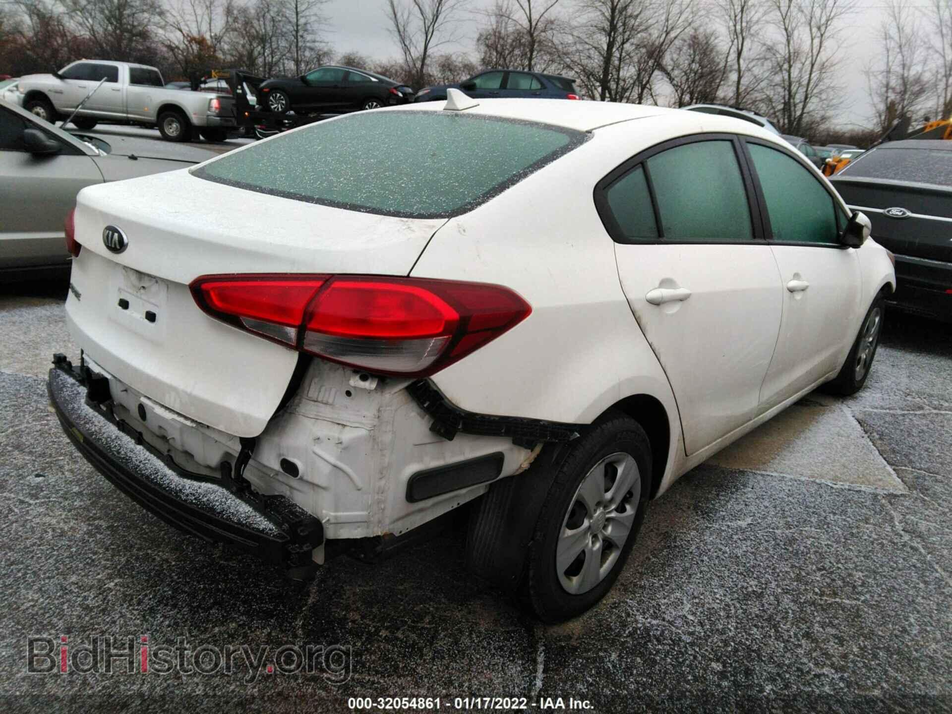 2017 KIA FORTE - VIN: 3KPFK4A75HE024563 - Фото 4