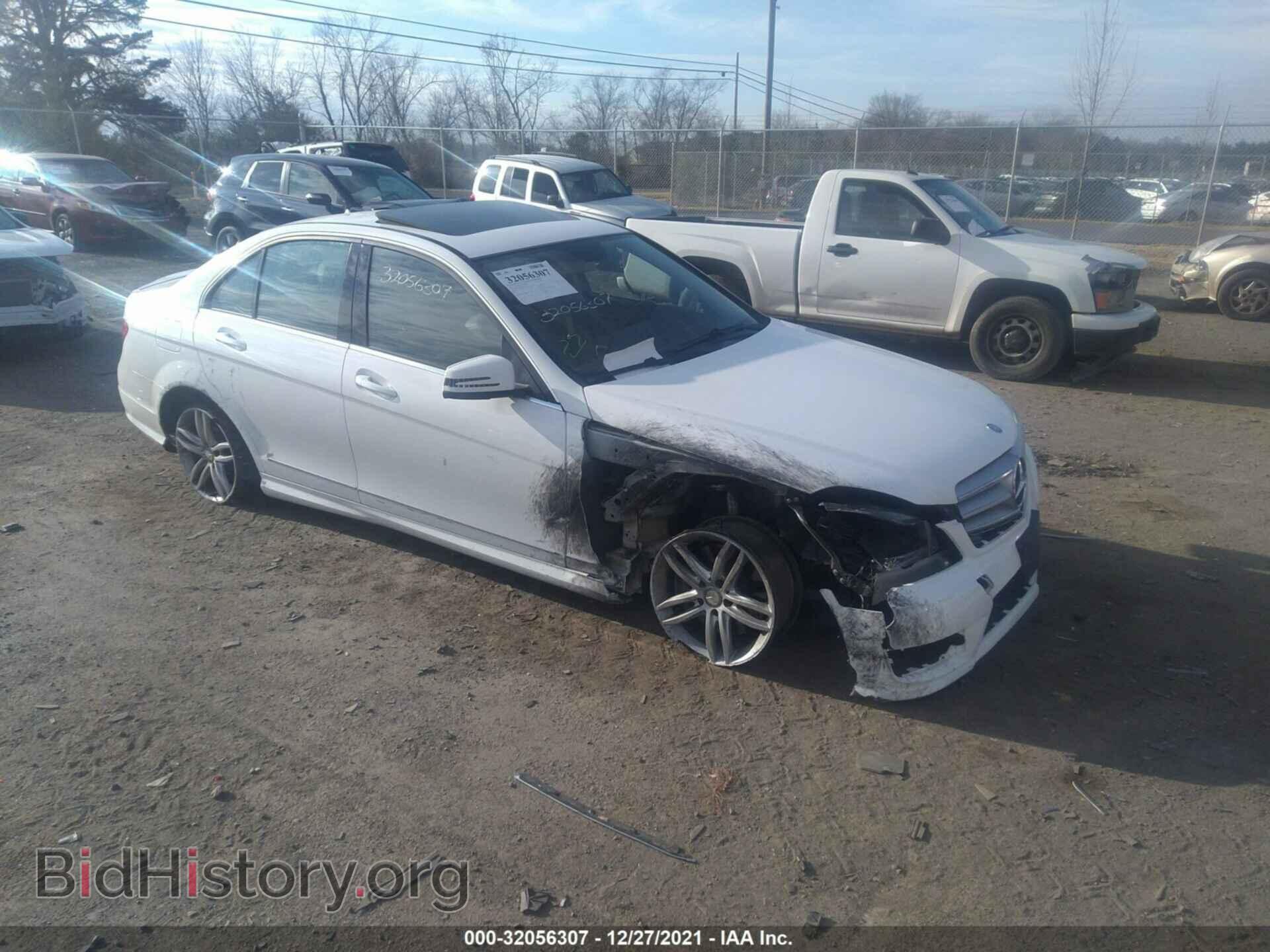 Фотография WDDGF8AB1DR264587 - MERCEDES-BENZ C-CLASS 2013