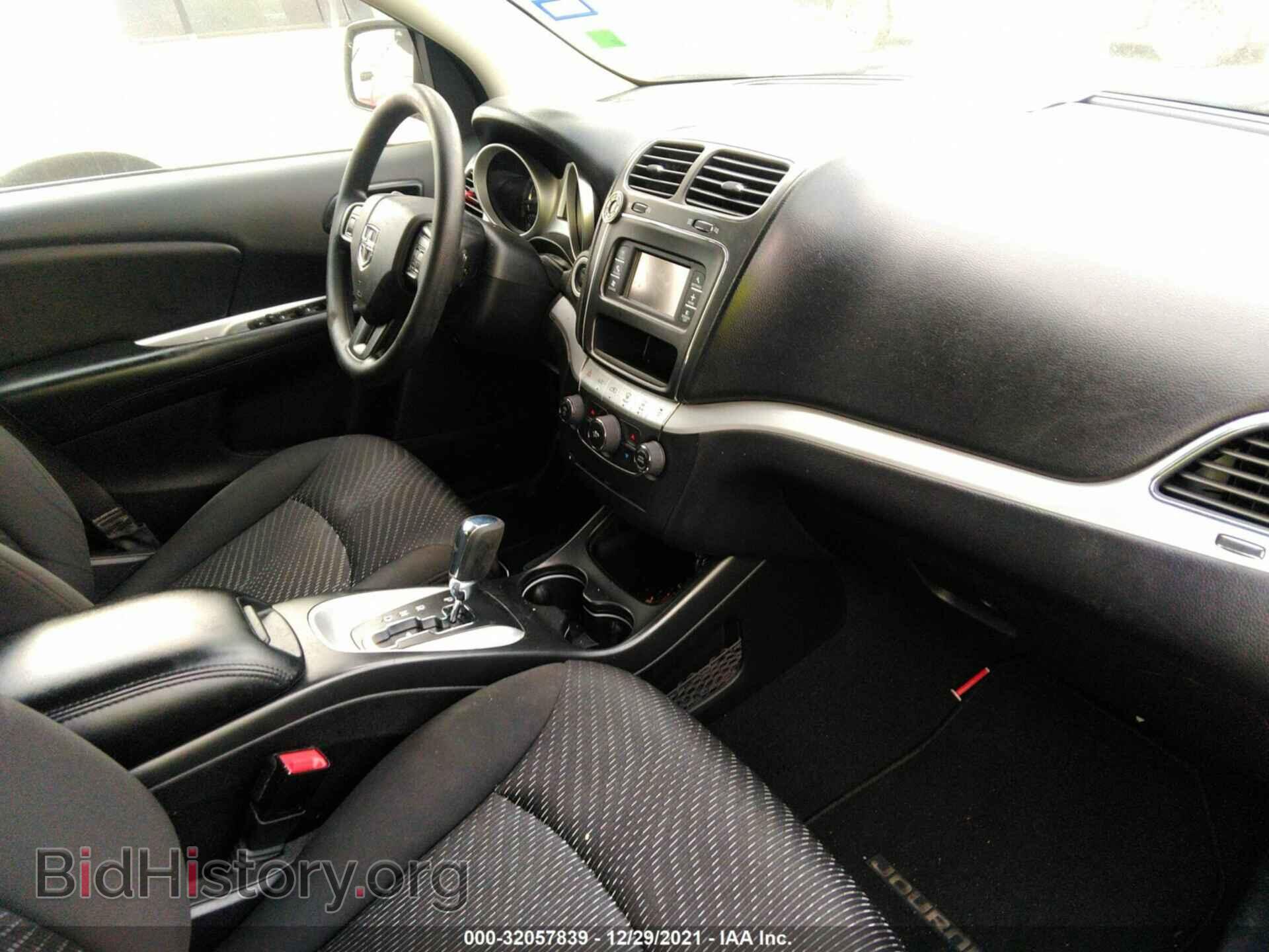 2016 DODGE JOURNEY - VIN: 3C4PDCAB3GT157748 - Фото 5