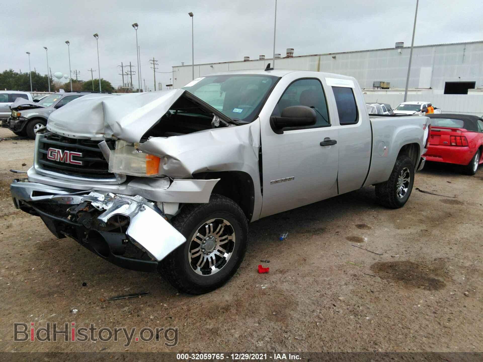 2010 GMC SIERRA 1500 - VIN: 1GTSKVE32AZ123637 - Фото 2