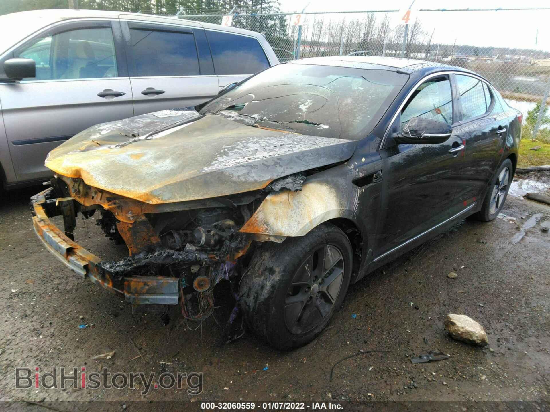2011 KIA OPTIMA - VIN: KNAGM4AD2B5000855 - Фото 2